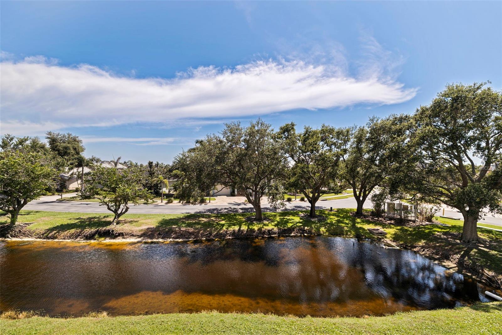 Image 8 of 46 For 5950 Pelican Bay Plaza S 202