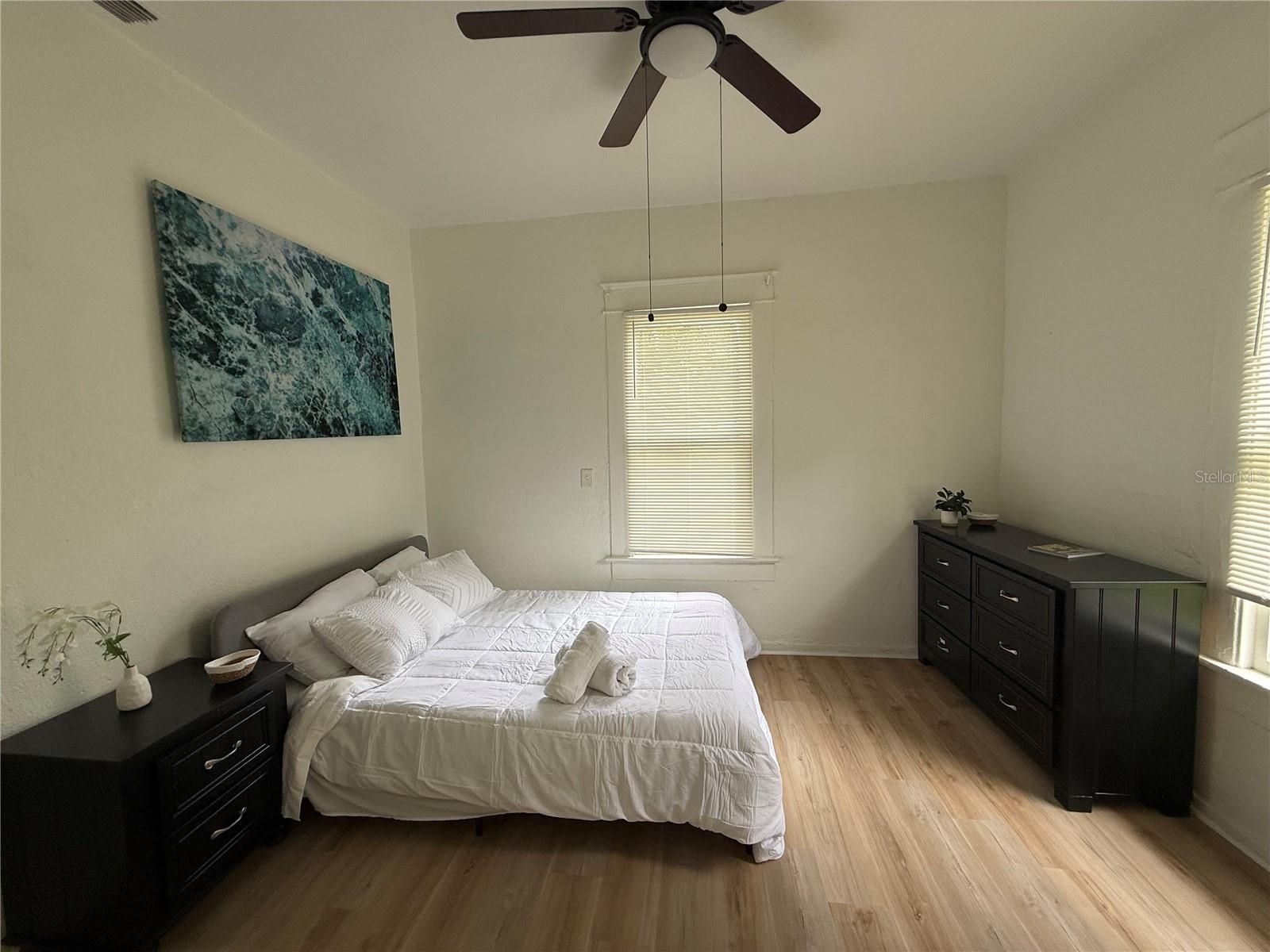 Image 3 of 14 For 1204 Emma Street