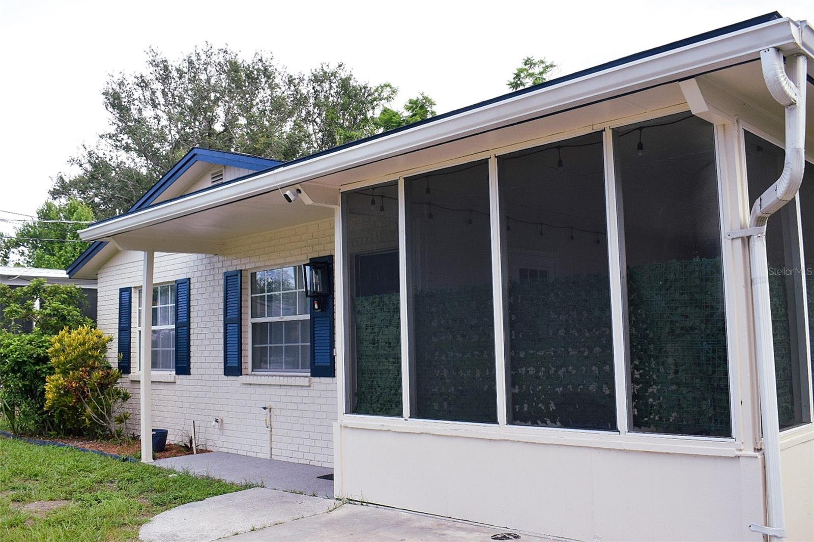 Image 3 of 24 For 4306 La Salle Street