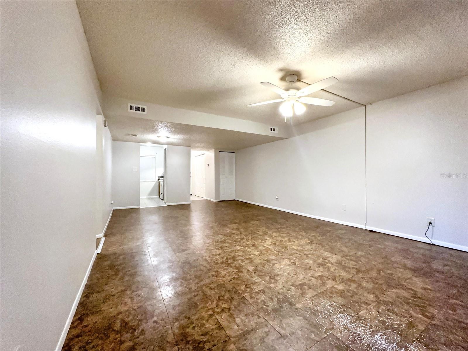 Image 10 of 23 For 7607 Abbey Lane 2