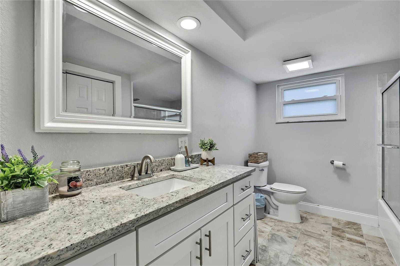 Image 28 of 53 For 7331 Hatteras Drive