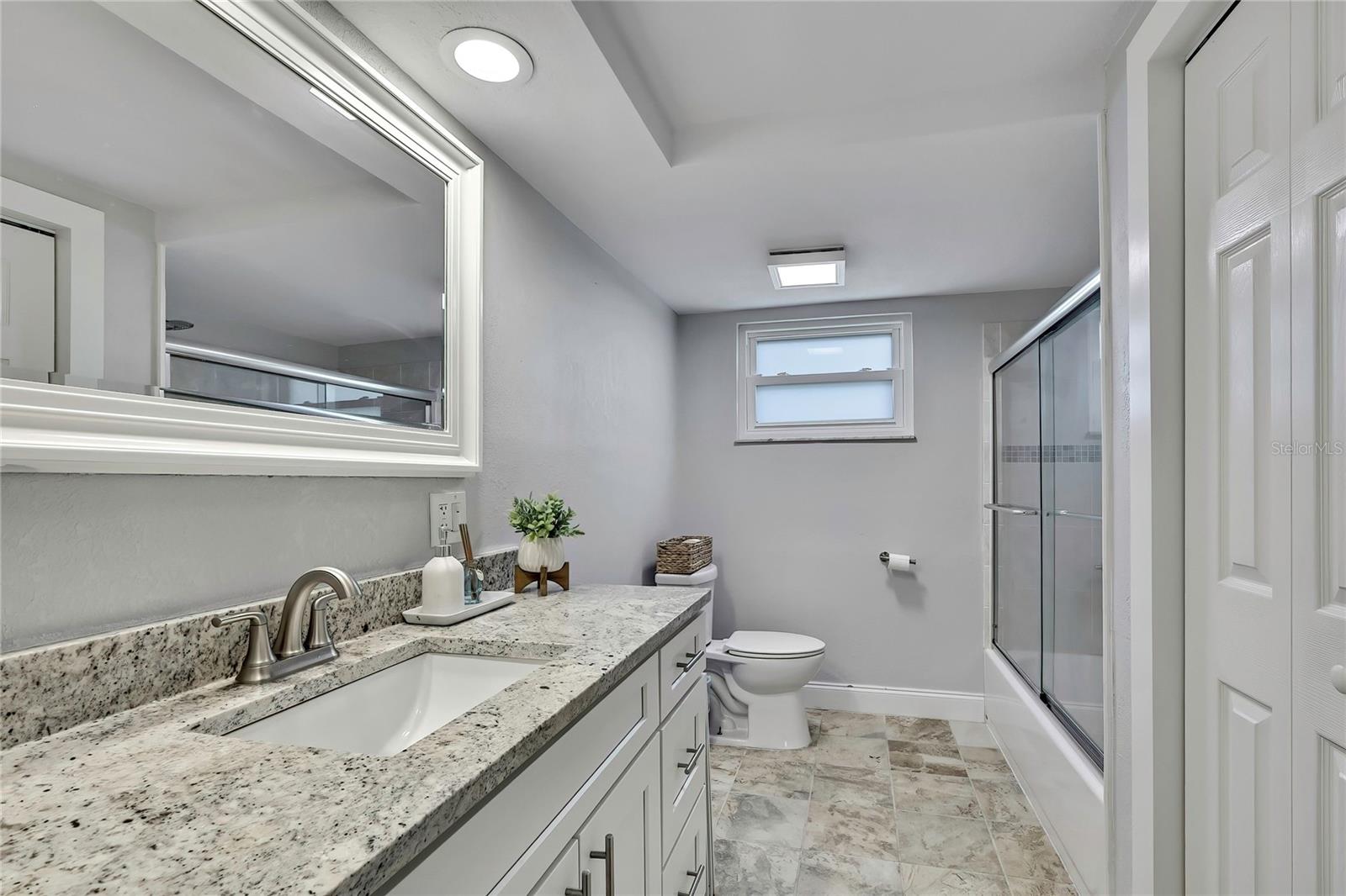 Image 29 of 53 For 7331 Hatteras Drive