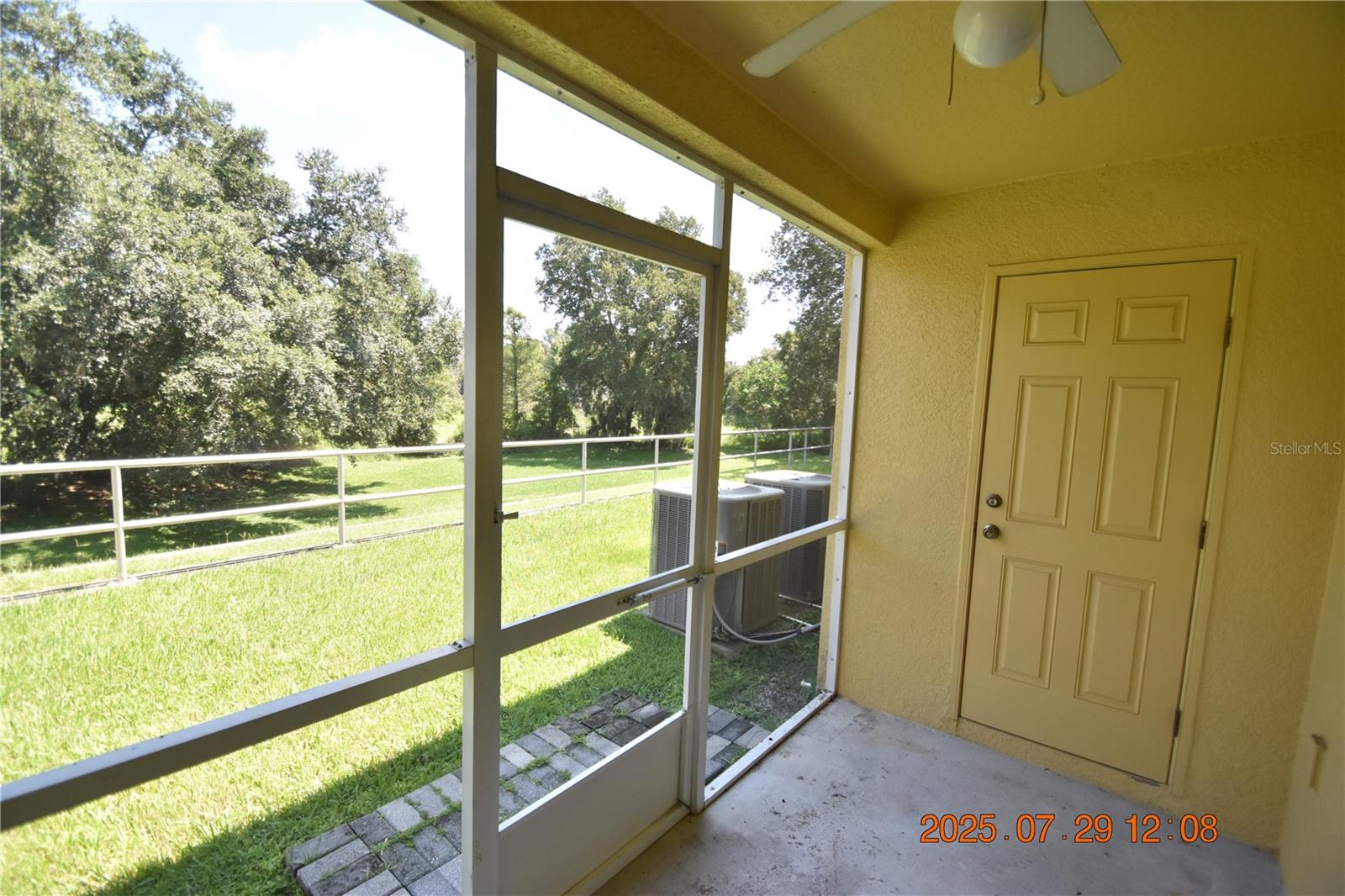 Image 8 of 43 For 37667 Aaralyn Road