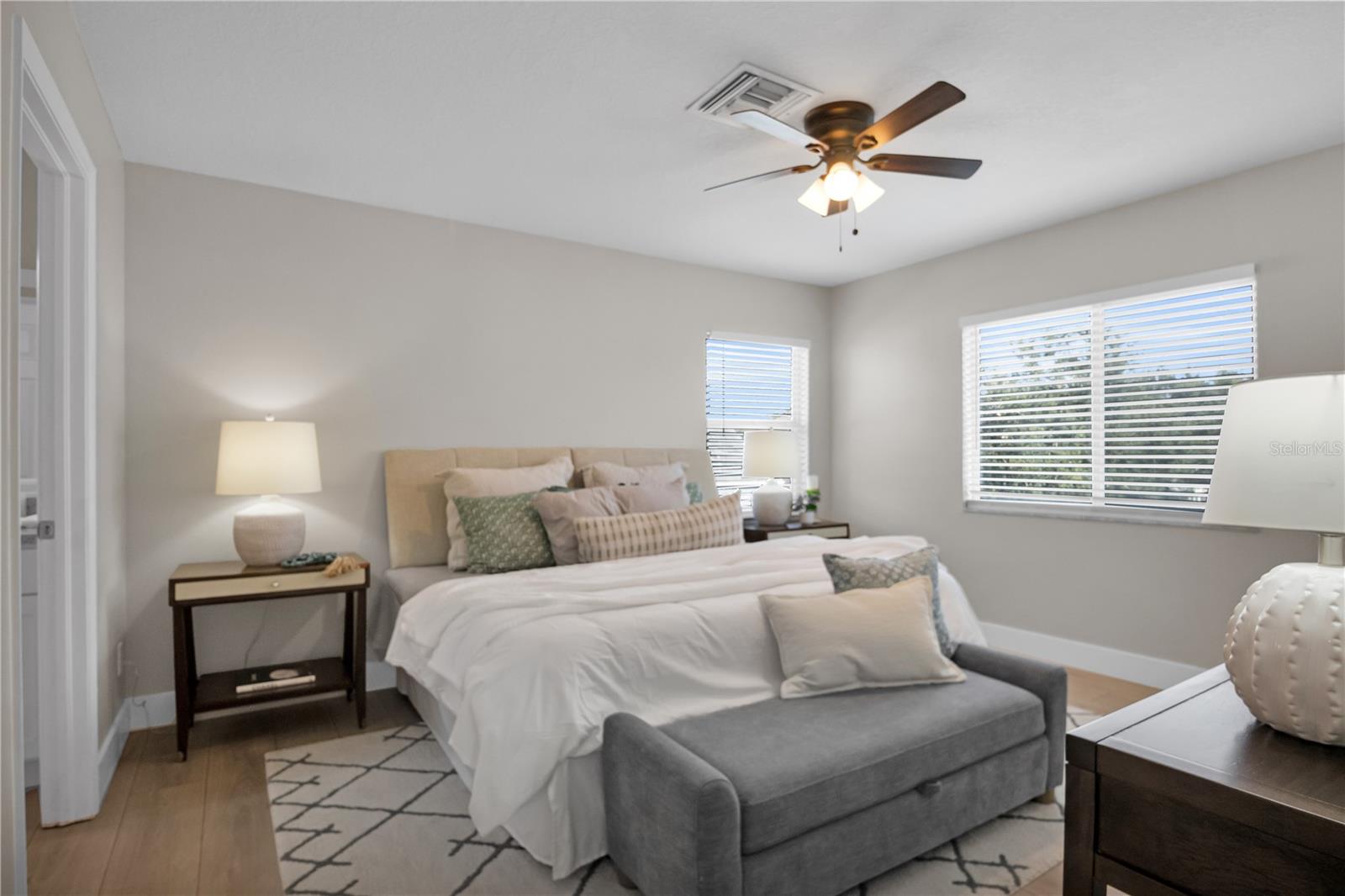Image 22 of 42 For 8517 Hawbuck Street