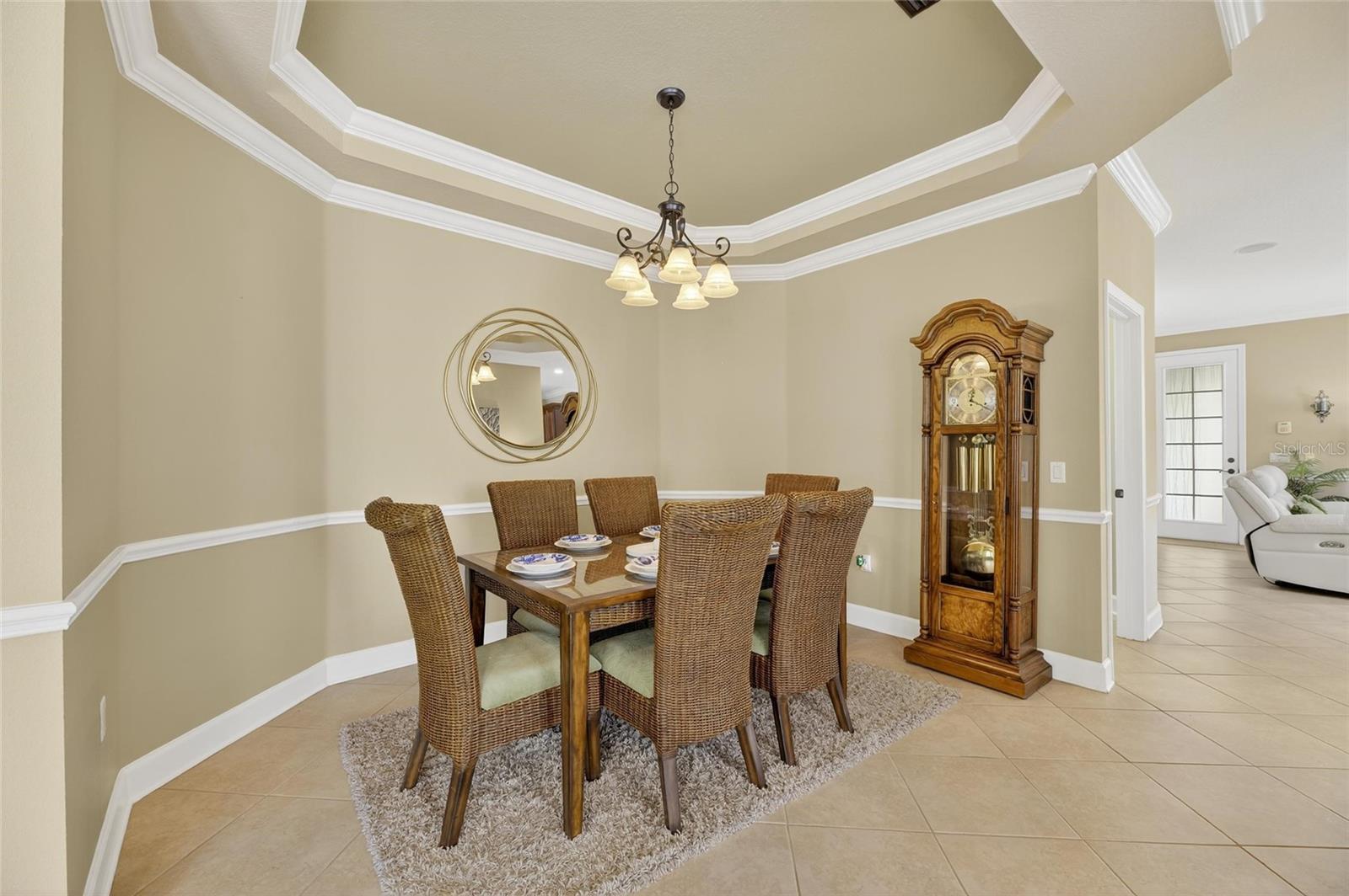Listing photo id 21 for 5312 Golden Isles Drive