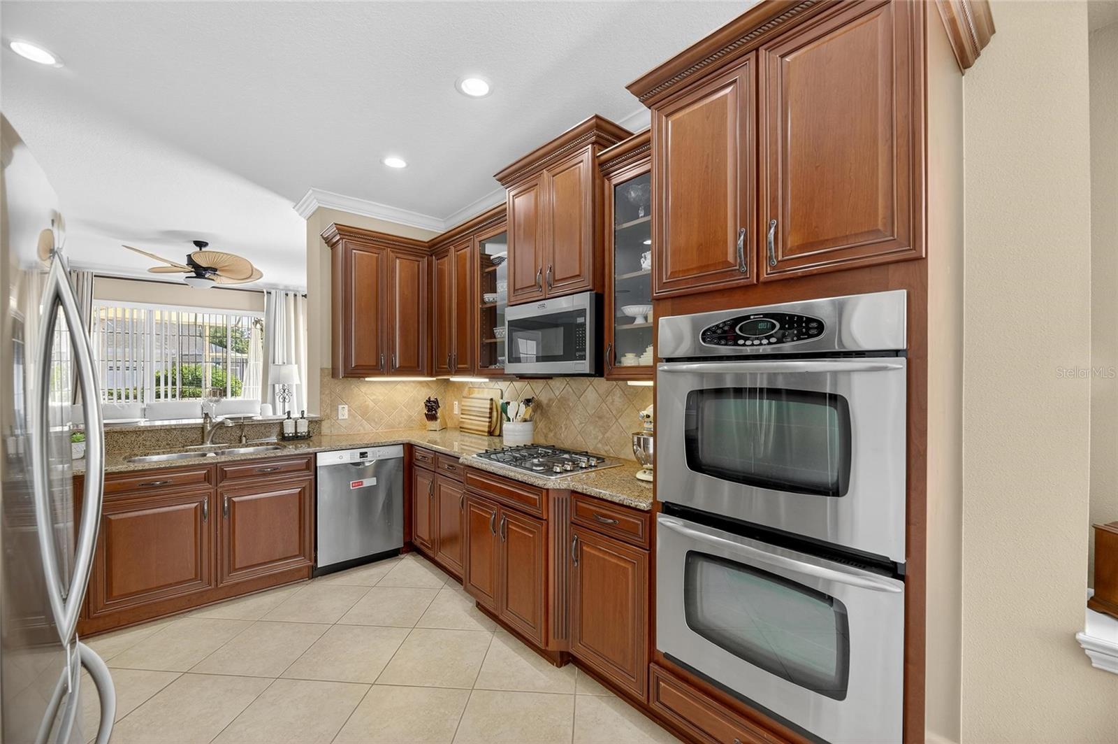 Listing photo id 35 for 5312 Golden Isles Drive
