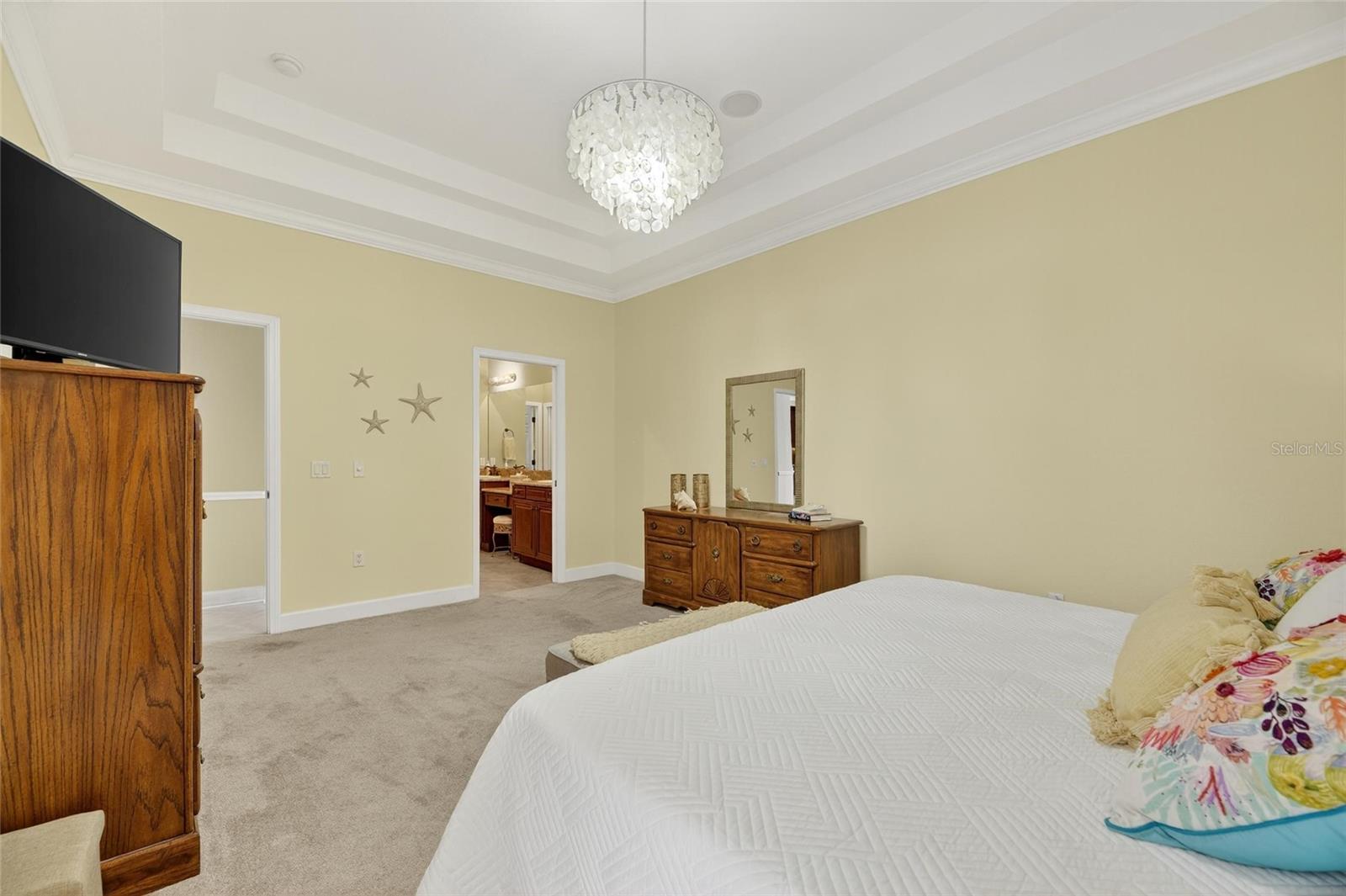 Listing photo id 42 for 5312 Golden Isles Drive
