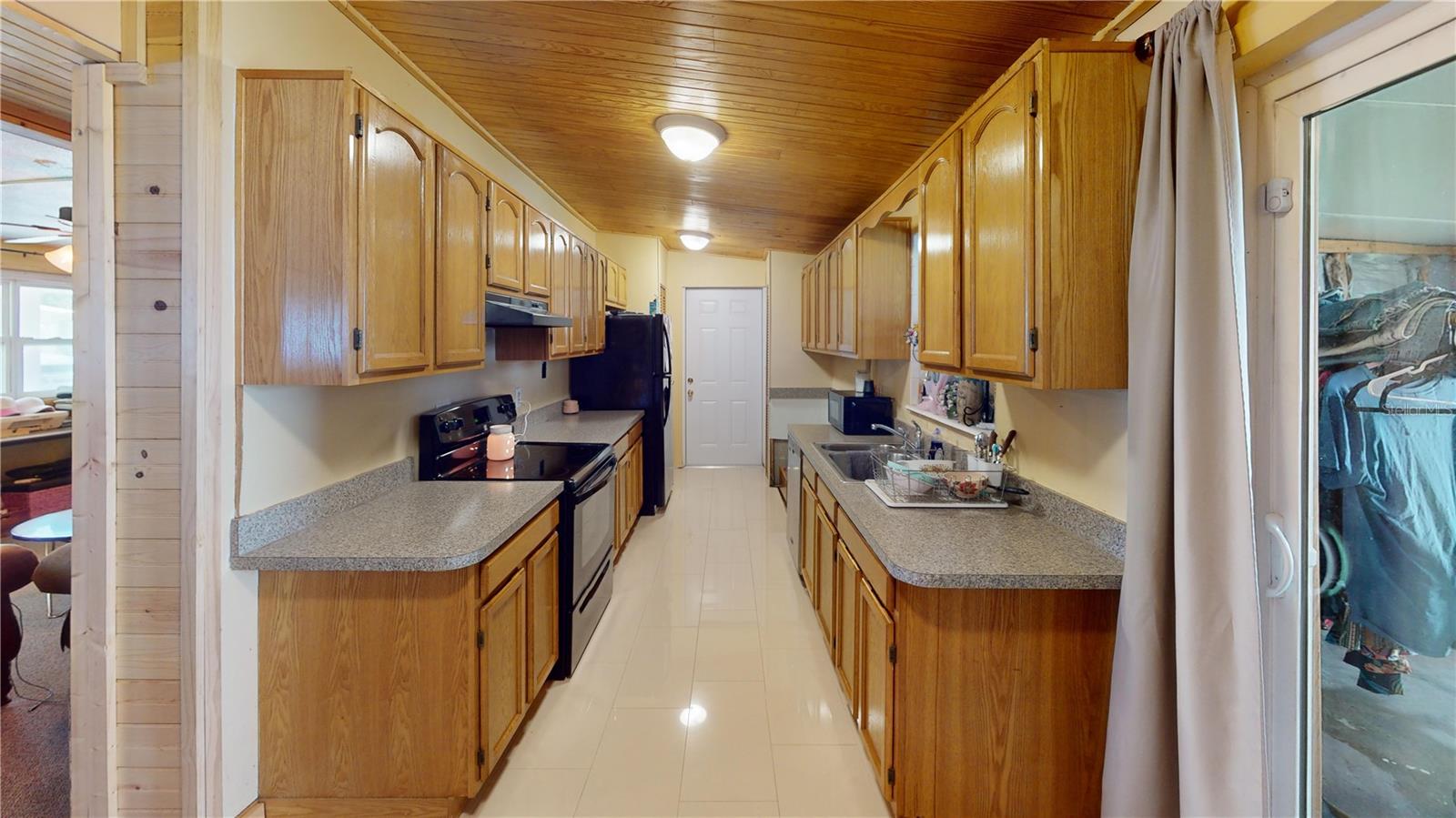 Image 18 of 35 For 5681 94th Terrace N