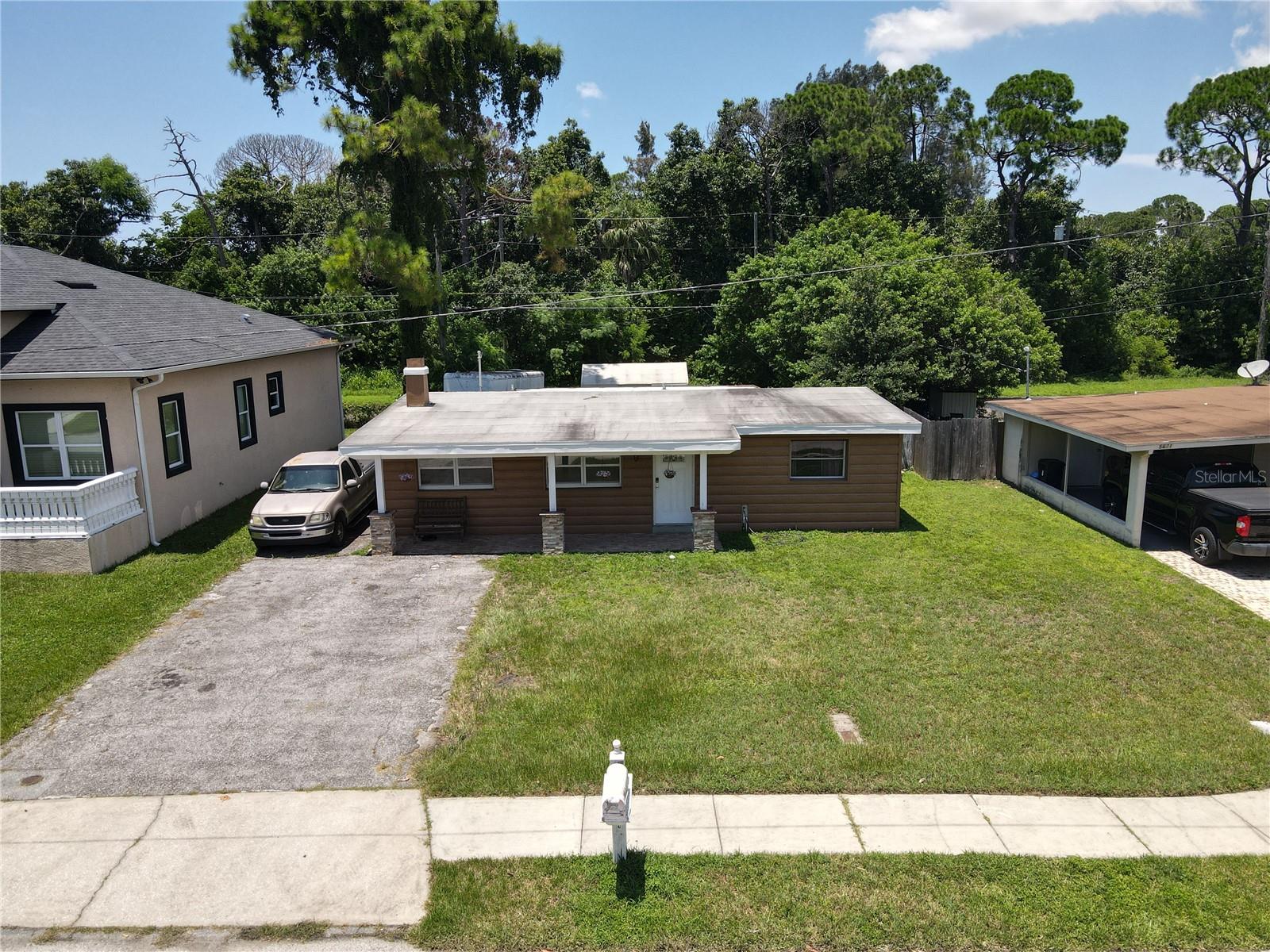 Image 28 of 35 For 5681 94th Terrace N