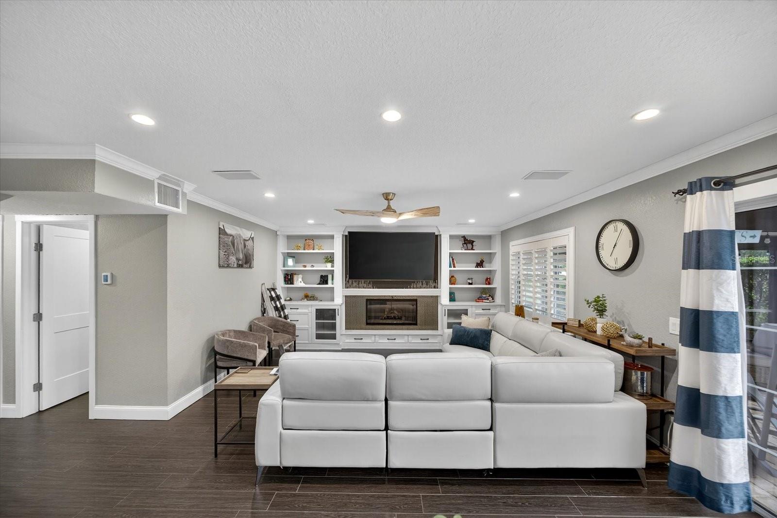 Image 15 of 63 For 10636 Harborside Drive
