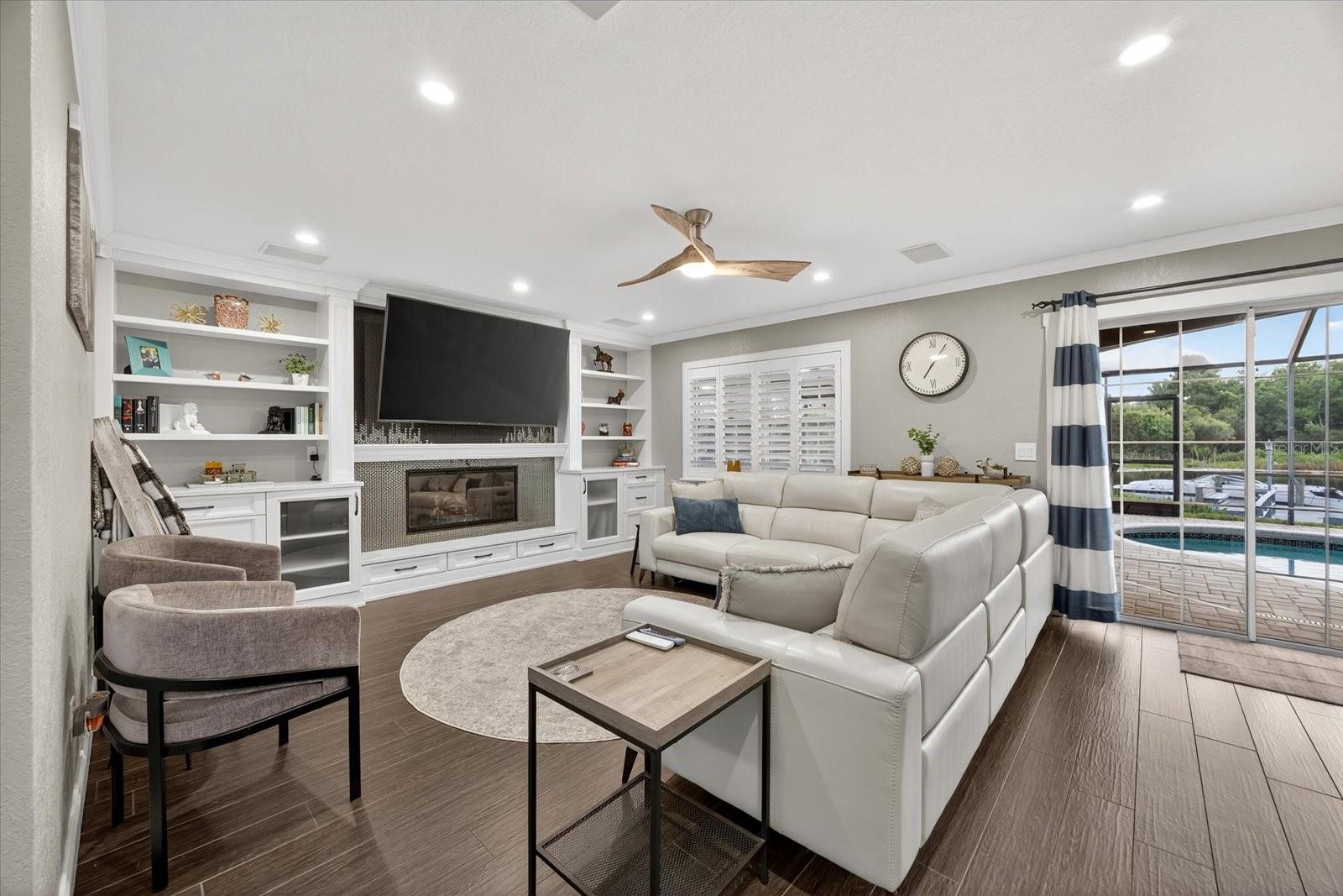 Image 16 of 63 For 10636 Harborside Drive