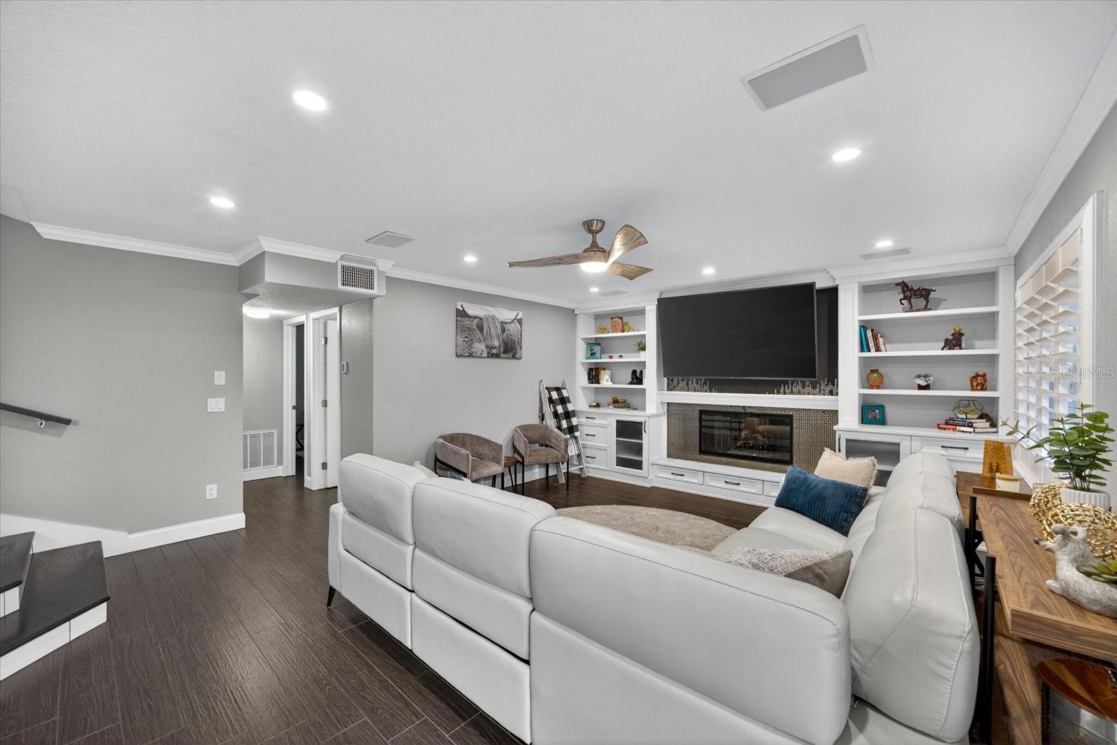 Image 18 of 63 For 10636 Harborside Drive