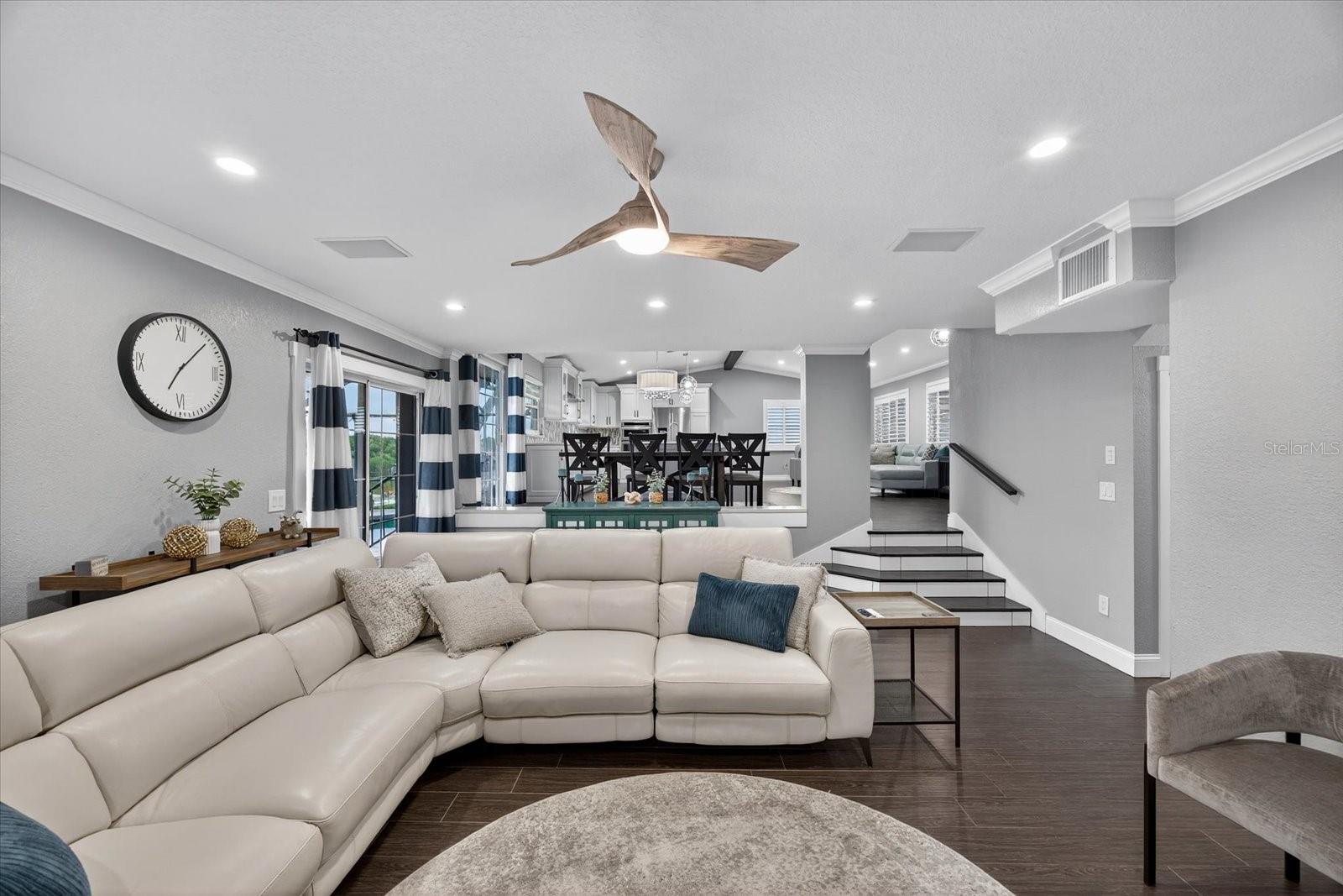Image 19 of 63 For 10636 Harborside Drive