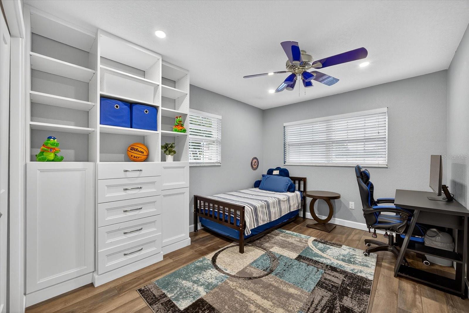 Image 32 of 63 For 10636 Harborside Drive
