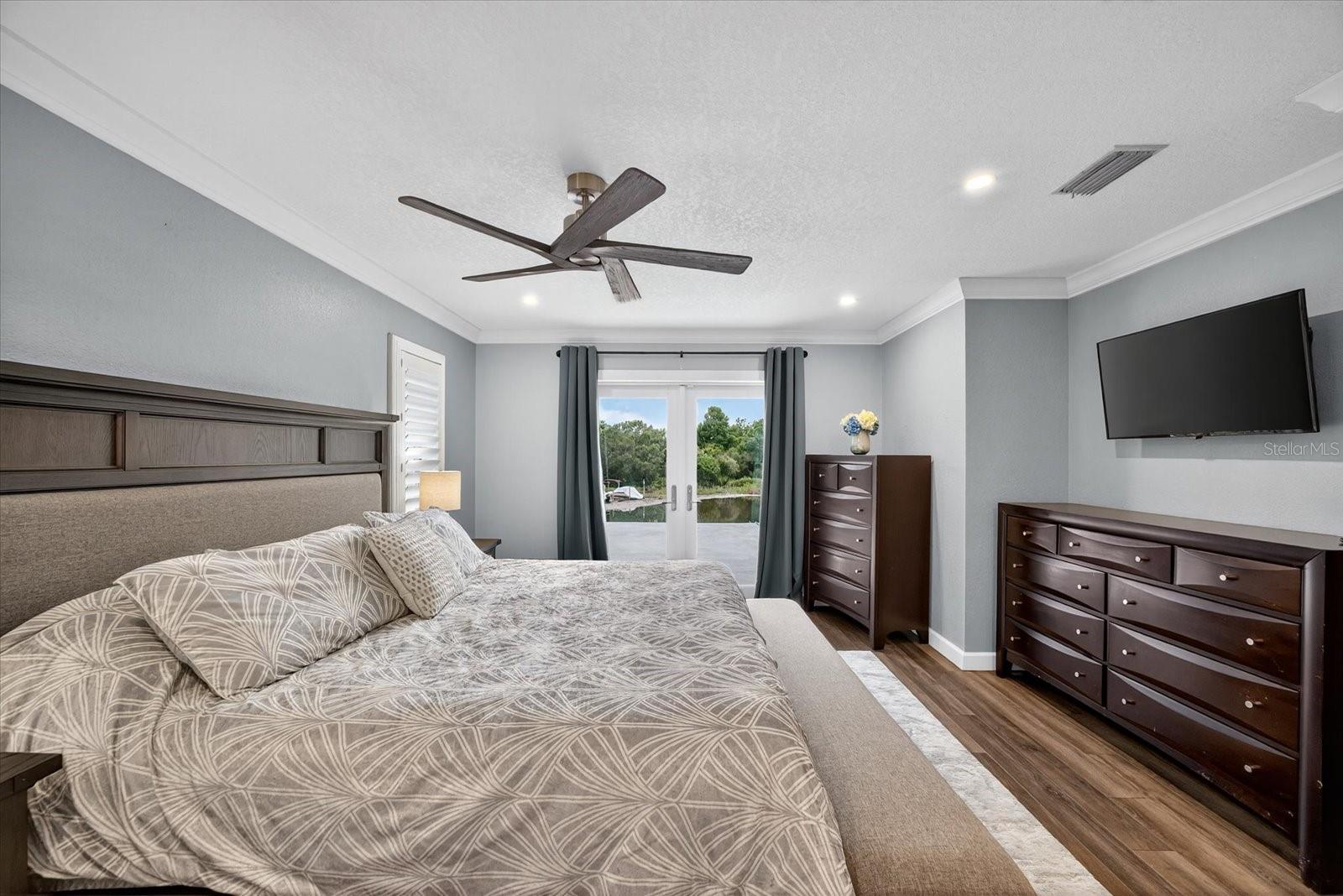 Image 36 of 63 For 10636 Harborside Drive