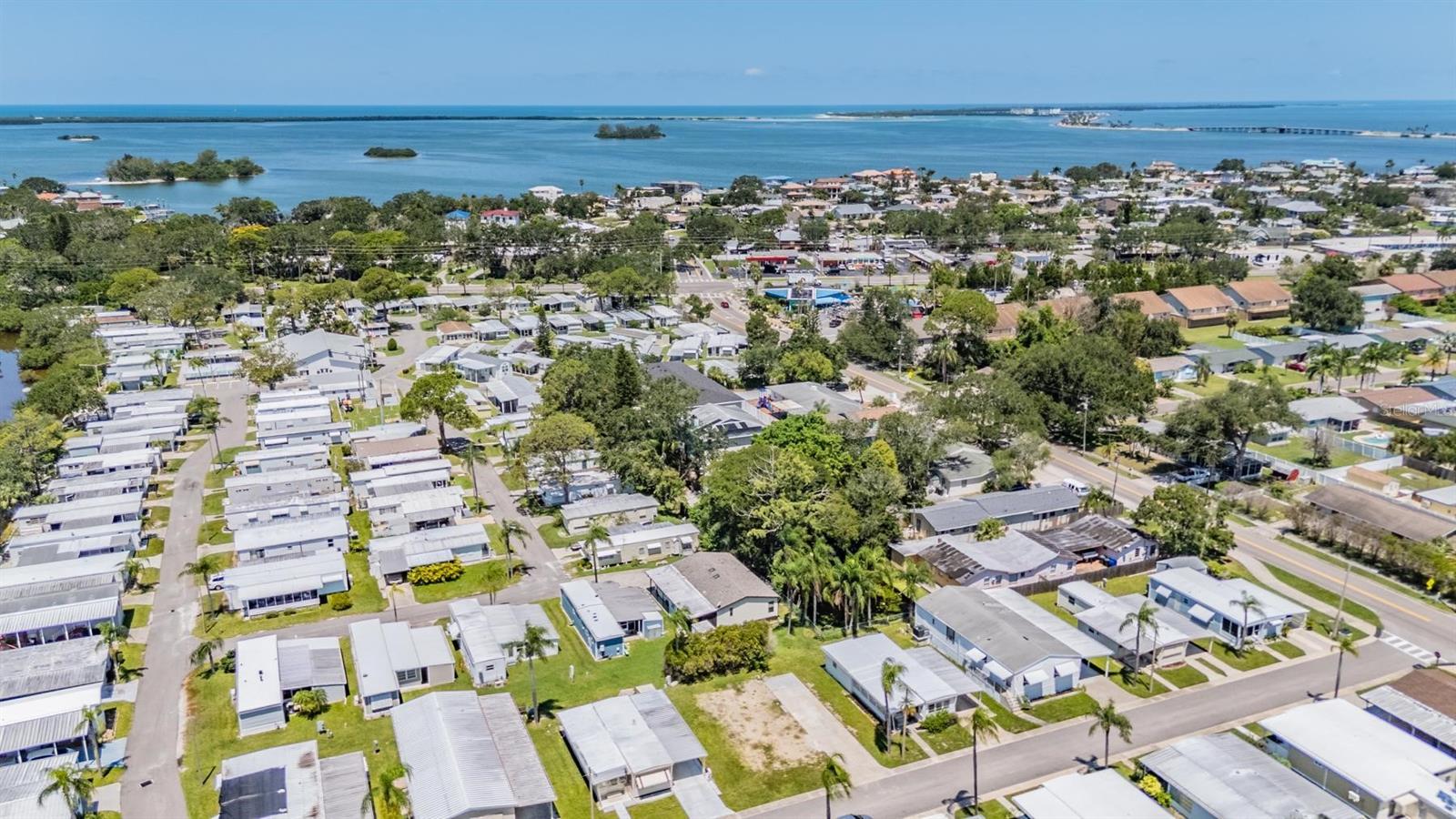 Listing photo id 10 for 605 Michigan Boulevard 105