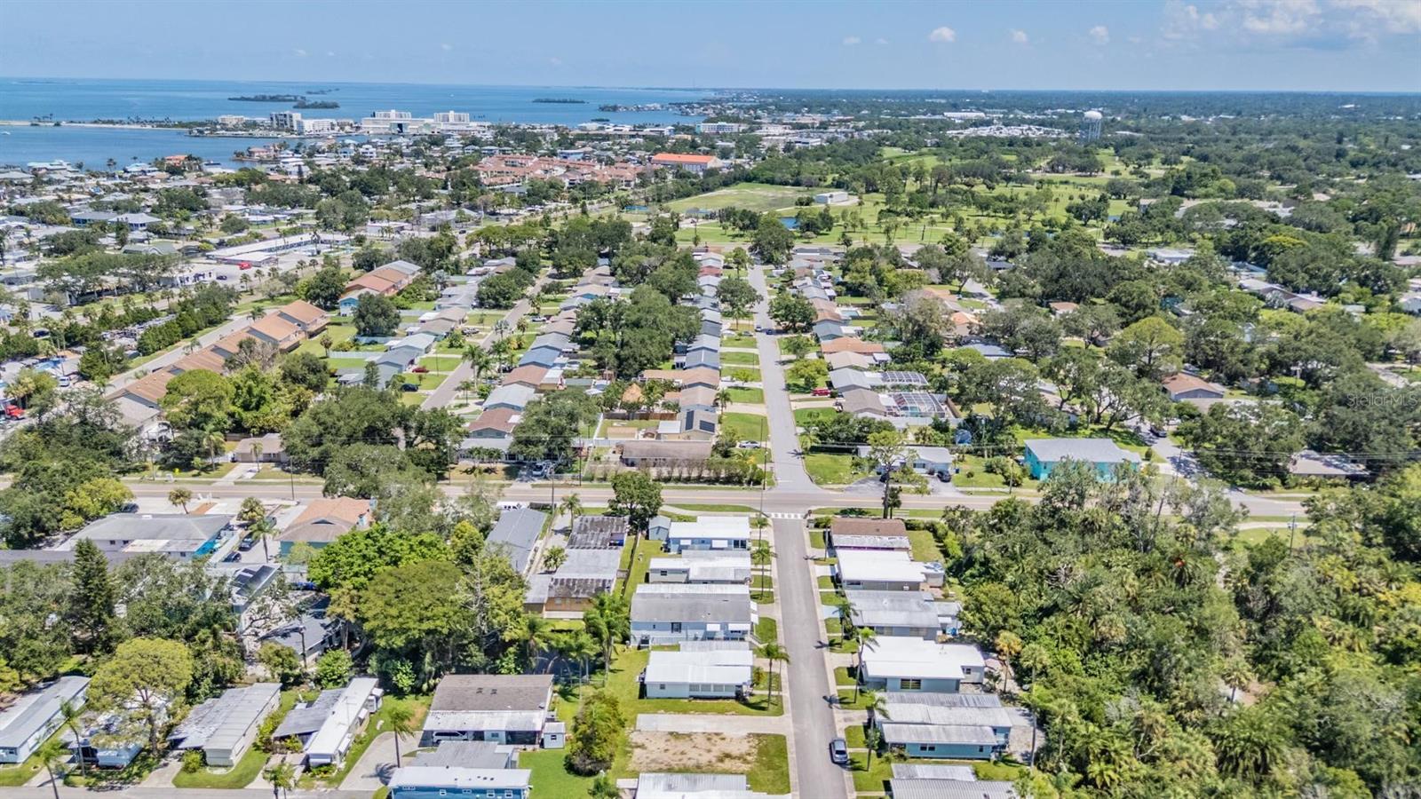 Listing photo id 17 for 605 Michigan Boulevard 105