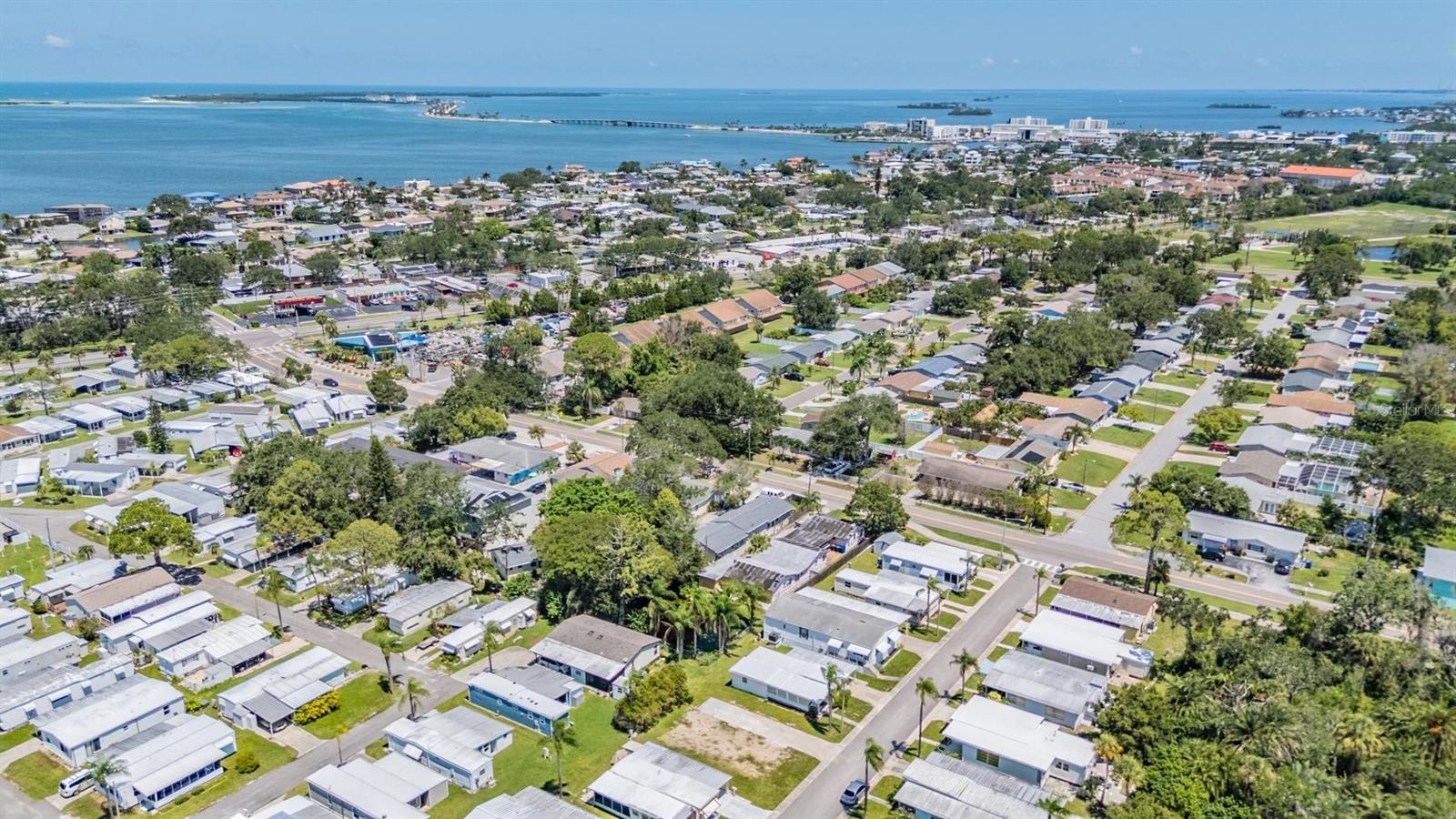 Listing photo id 18 for 605 Michigan Boulevard 105