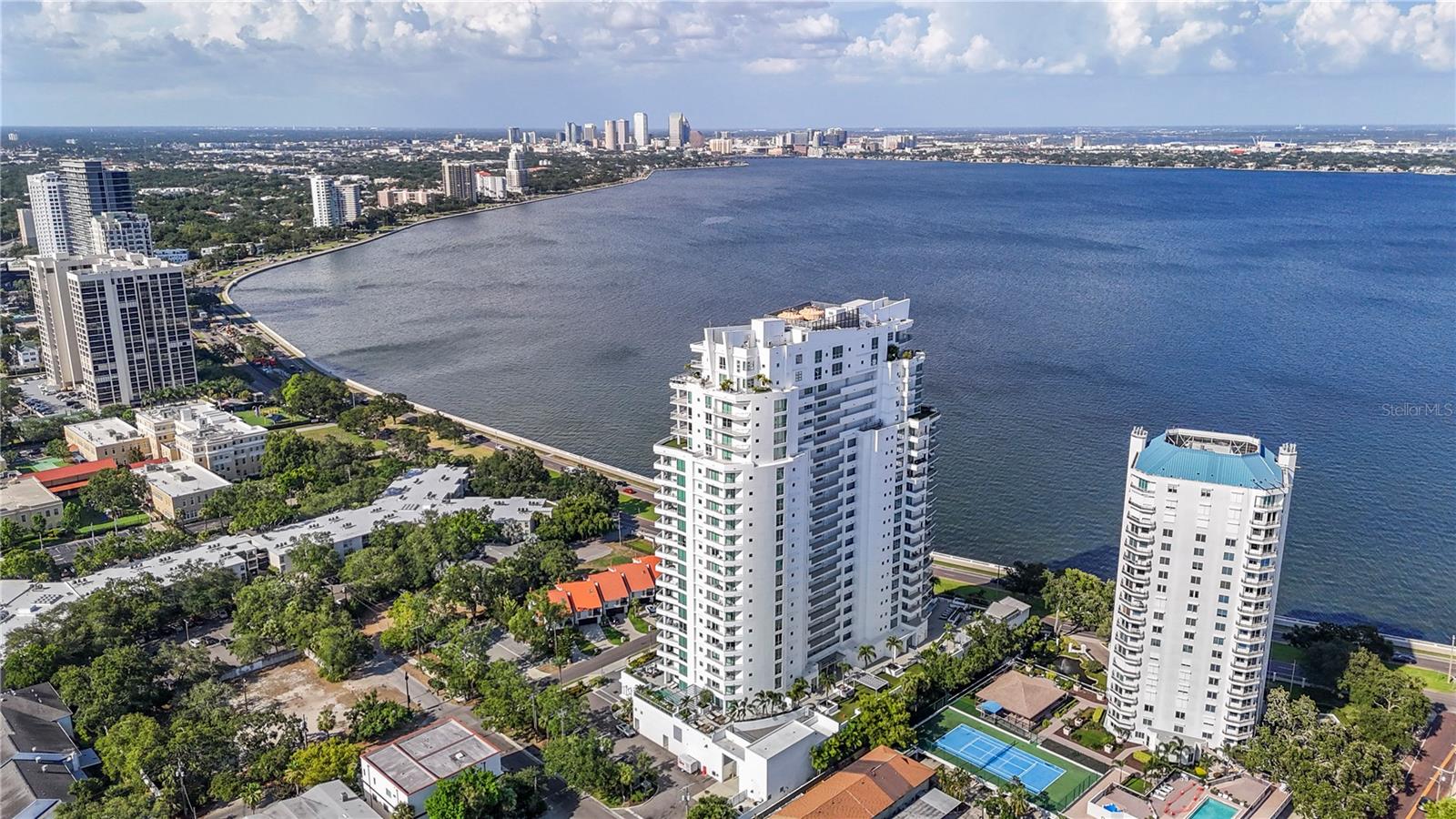 Image 12 of 99 For 3401 Bayshore Boulevard 2500