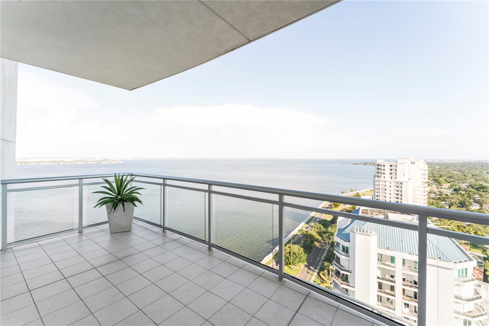 Image 24 of 99 For 3401 Bayshore Boulevard 2500