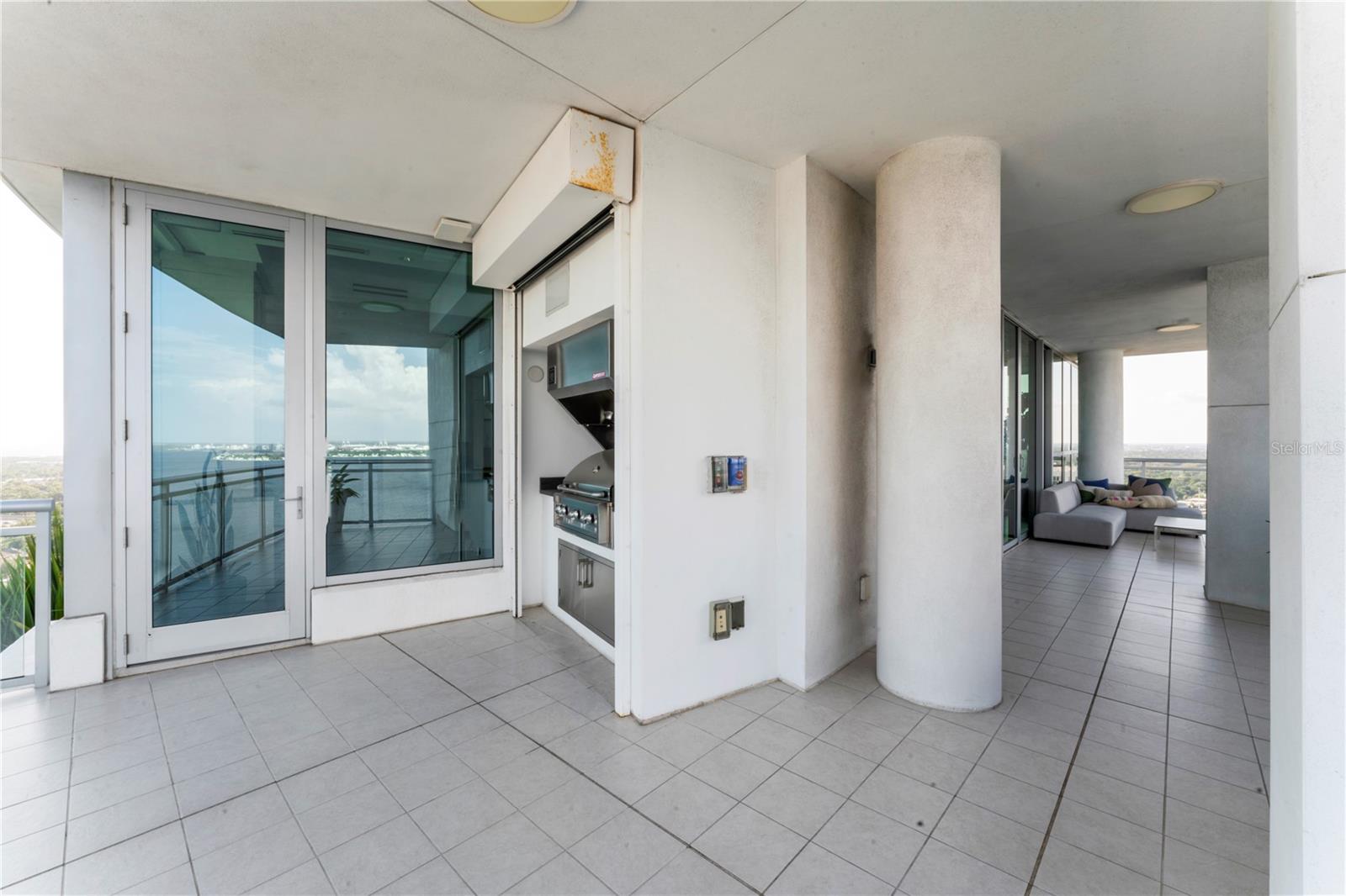Image 25 of 99 For 3401 Bayshore Boulevard 2500