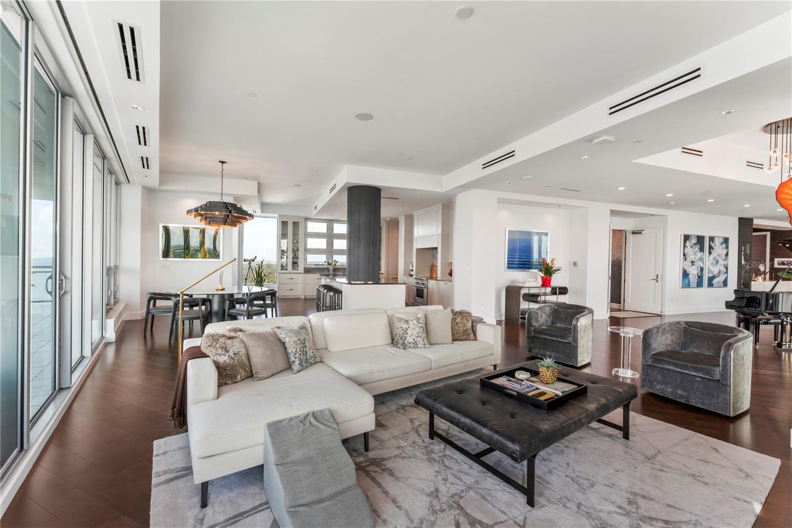Image 37 of 99 For 3401 Bayshore Boulevard 2500