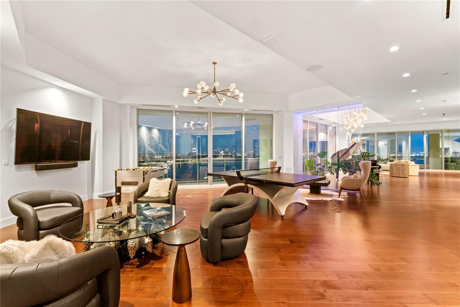 Image 46 of 99 For 3401 Bayshore Boulevard 2500