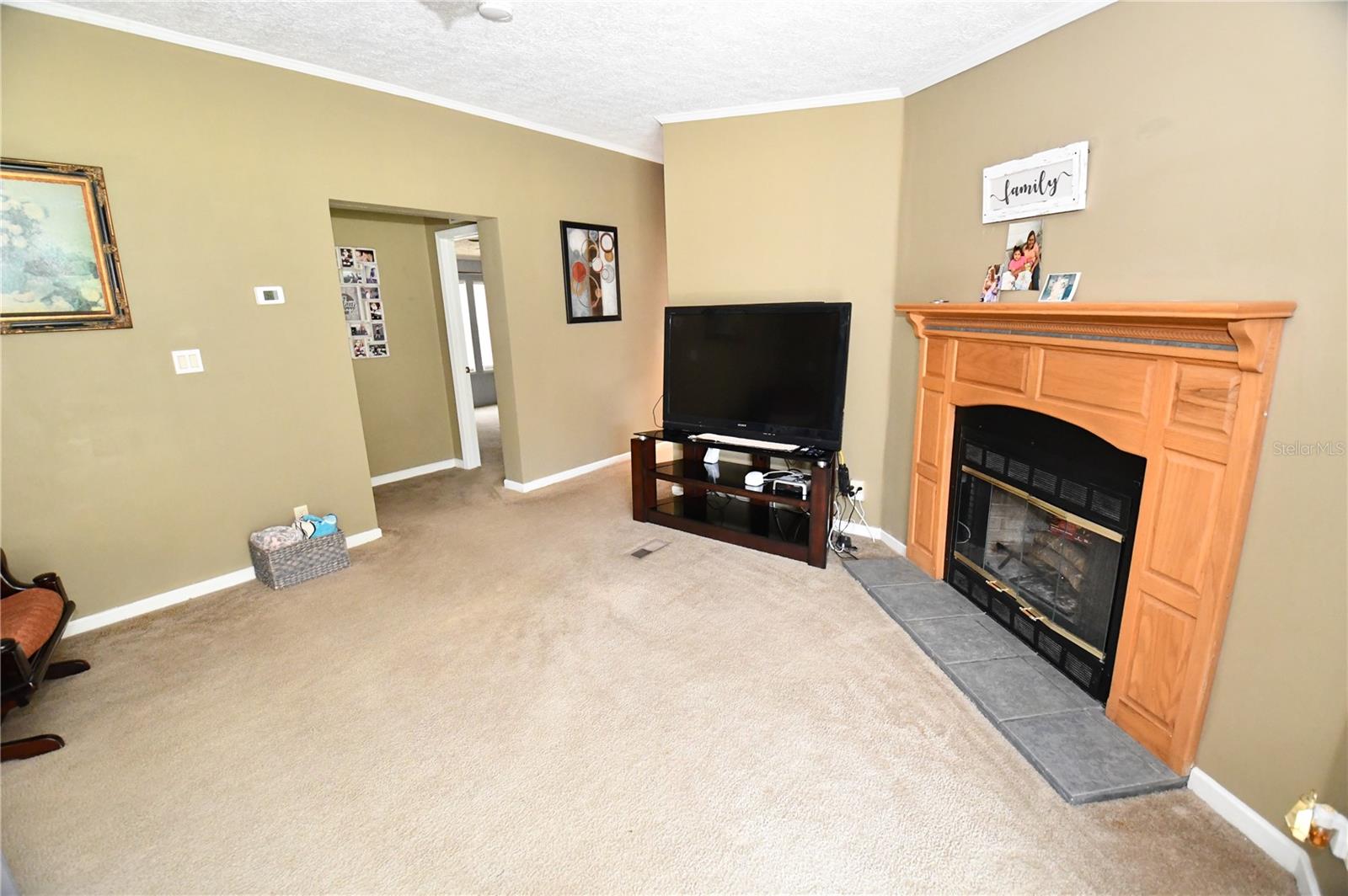 Listing photo id 20 for 30529 Eastport Drive