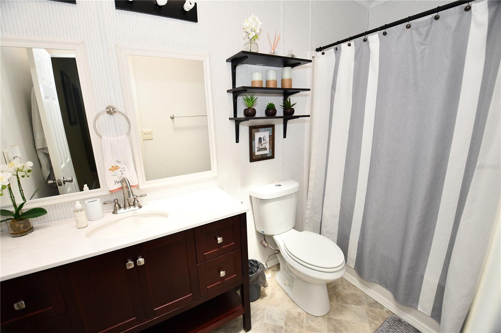Listing photo id 24 for 30529 Eastport Drive