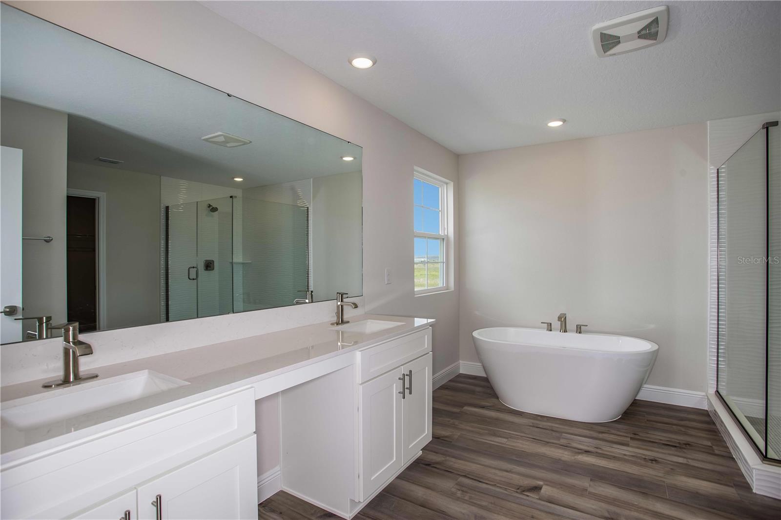 Image 17 of 27 For 12116 Cattleside Drive