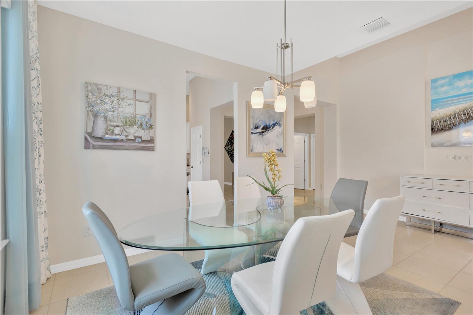 Image 11 of 30 For 9059 Spruce Creek Circle
