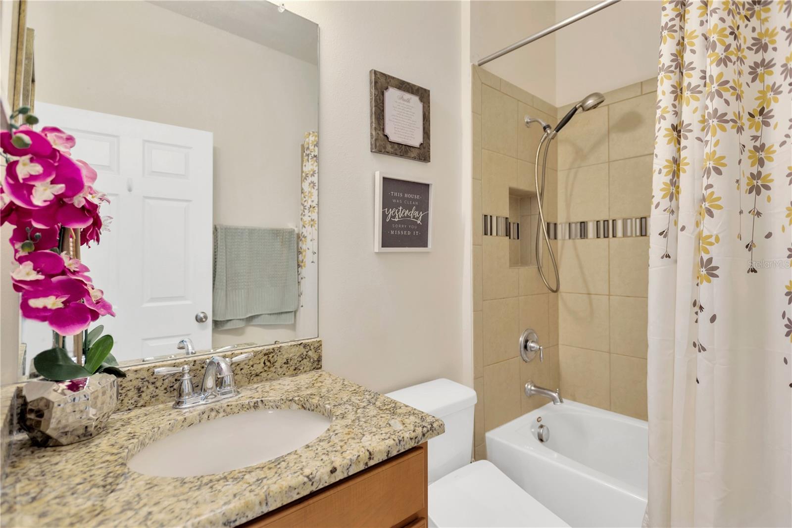 Image 13 of 30 For 9059 Spruce Creek Circle