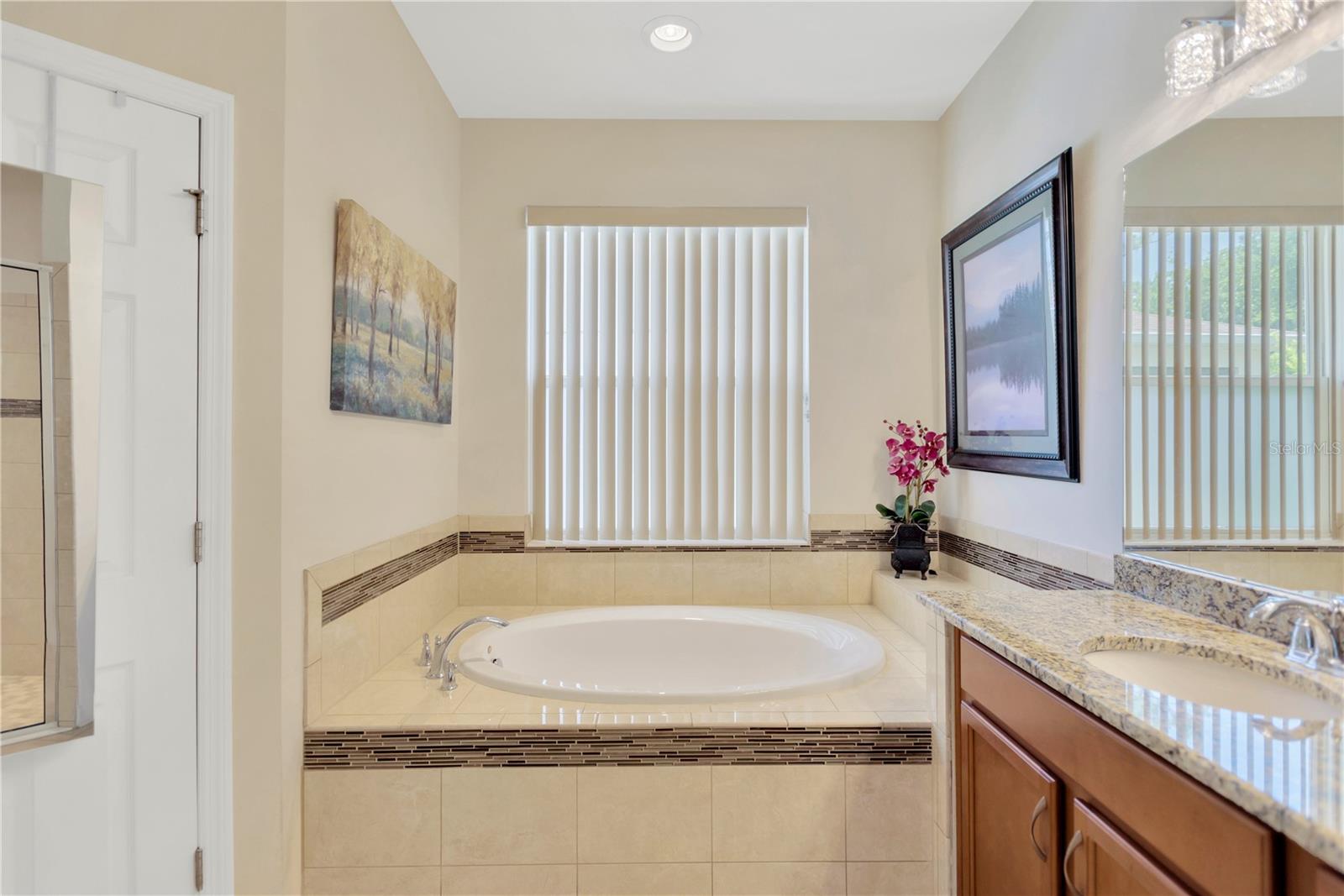 Image 17 of 30 For 9059 Spruce Creek Circle
