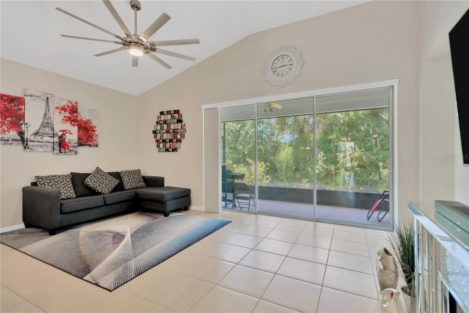 Image 21 of 30 For 9059 Spruce Creek Circle