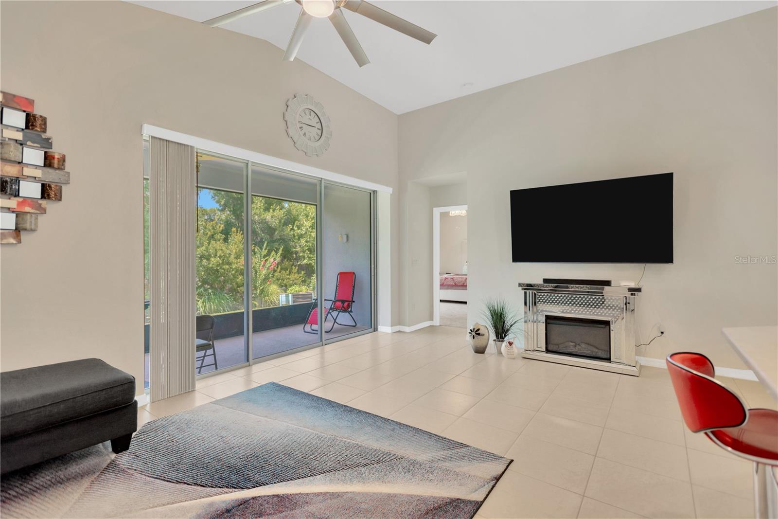 Image 22 of 30 For 9059 Spruce Creek Circle