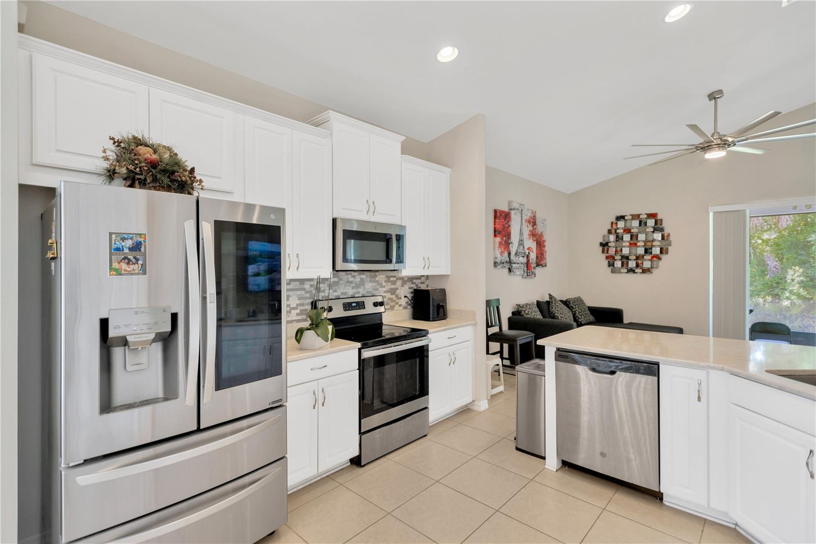 Image 26 of 30 For 9059 Spruce Creek Circle