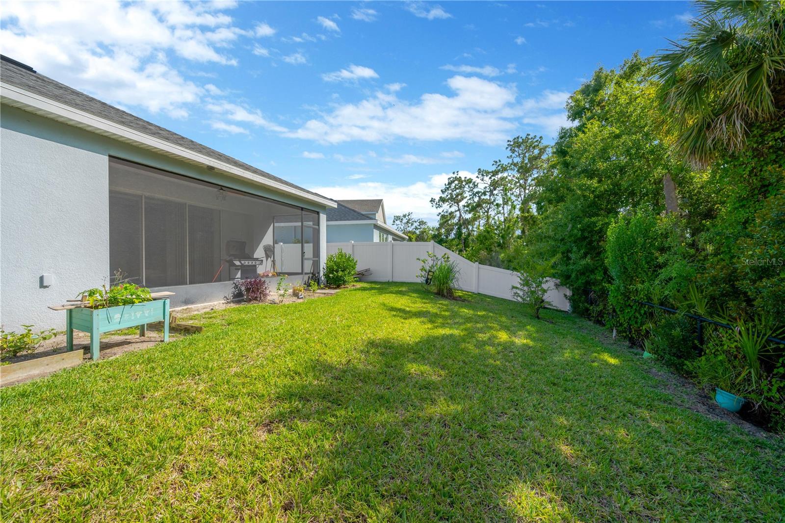Image 7 of 30 For 9059 Spruce Creek Circle