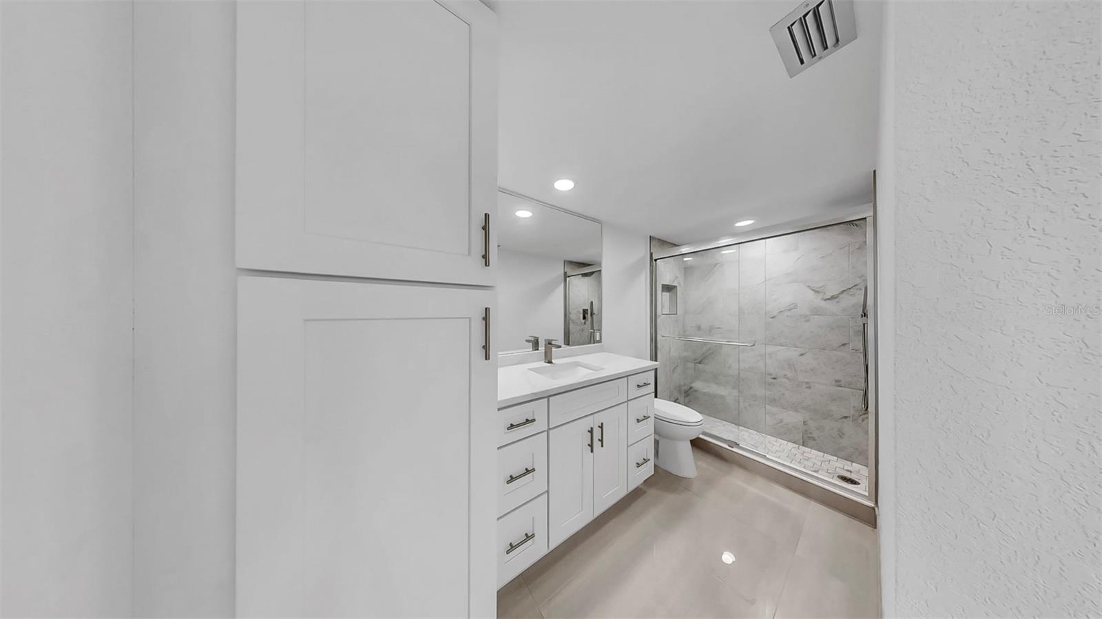 Image 13 of 22 For 4900 Brittany Drive S 1702