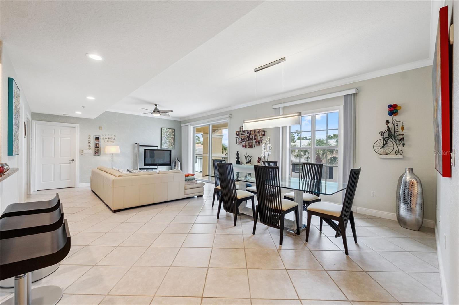 Image 18 of 82 For 700 Osceola Avenue 305