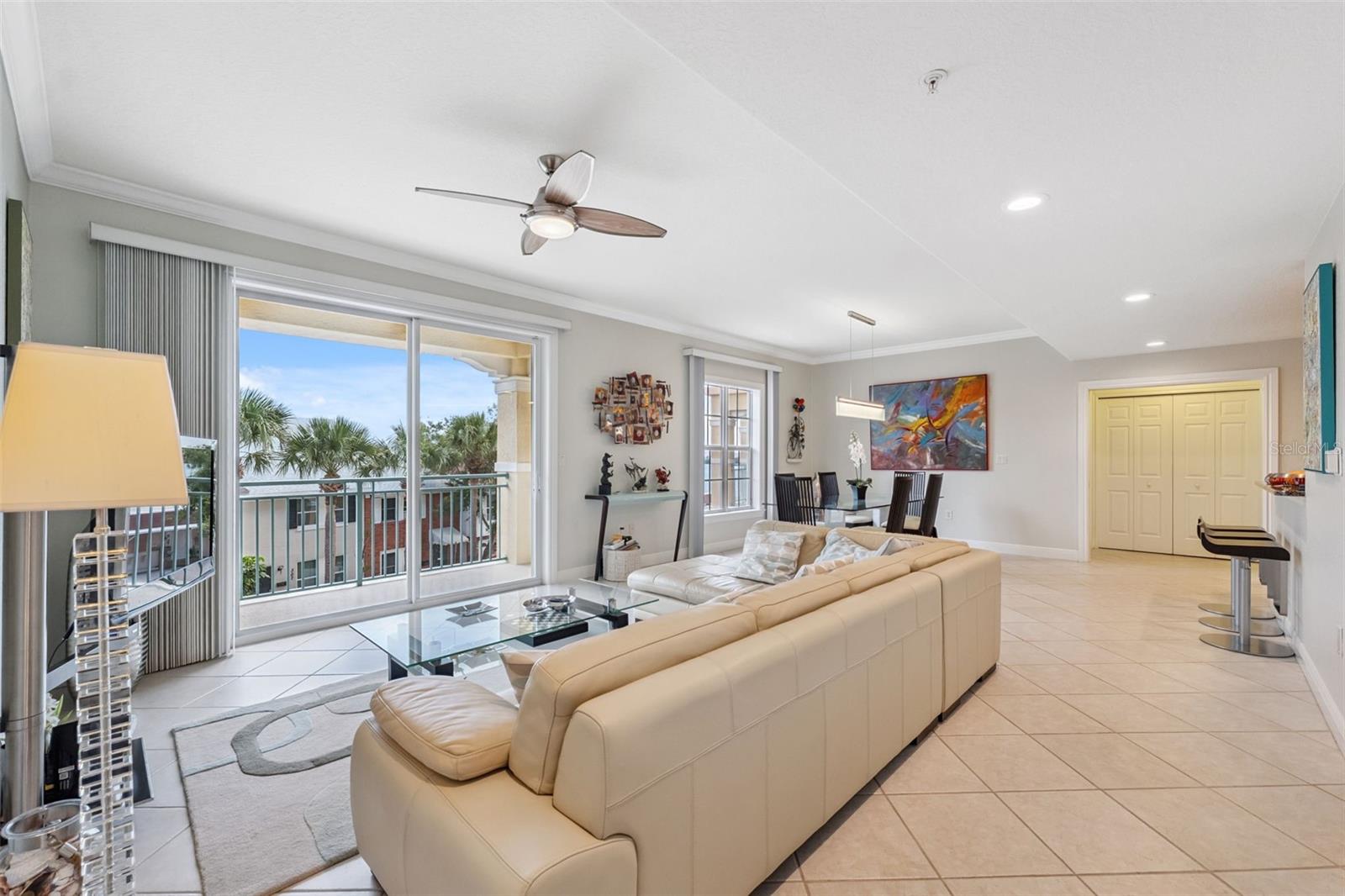 Image 24 of 82 For 700 Osceola Avenue 305
