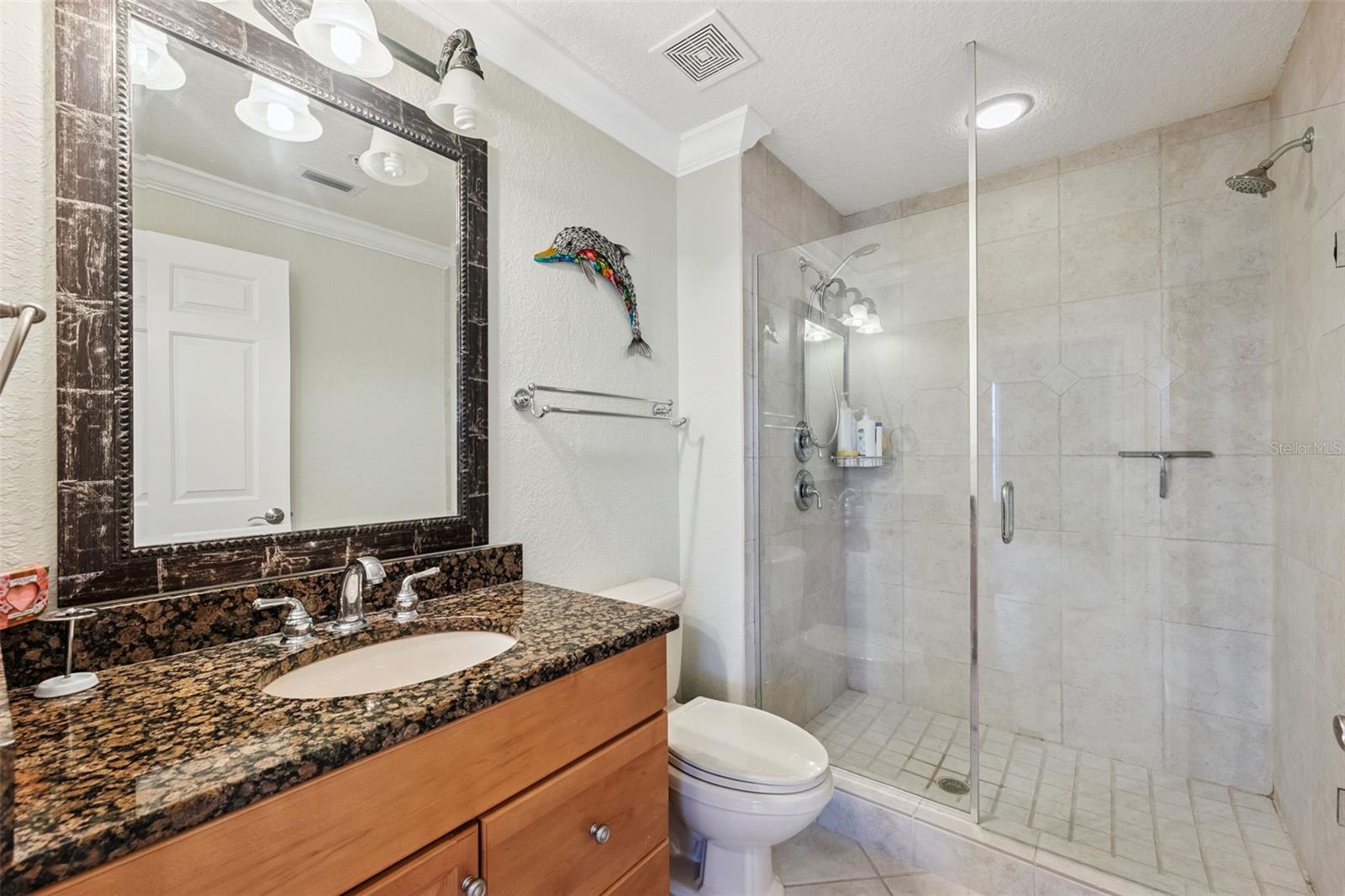 Image 38 of 82 For 700 Osceola Avenue 305