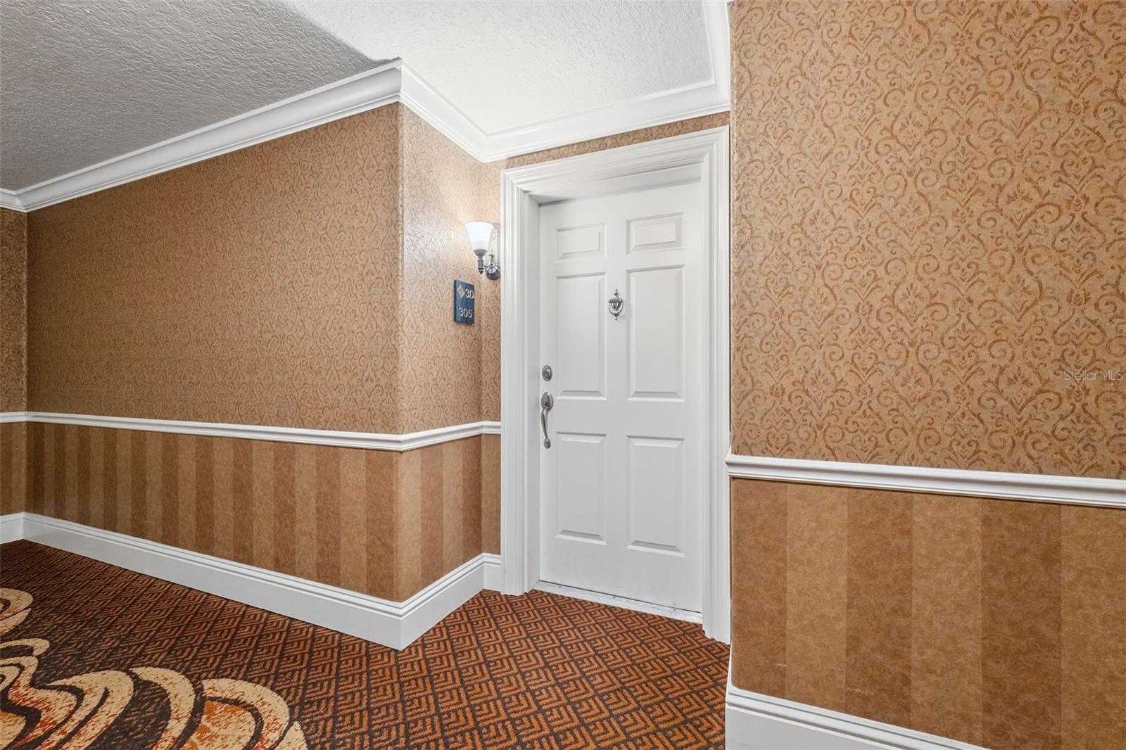 Image 4 of 82 For 700 Osceola Avenue 305