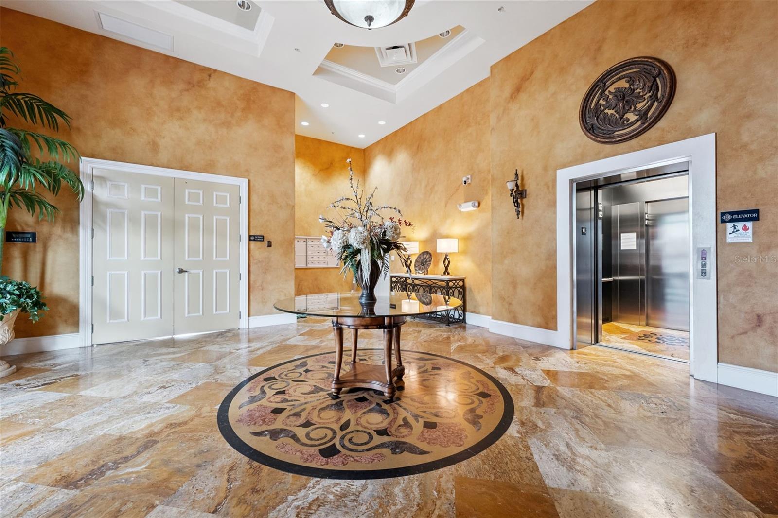 Image 55 of 82 For 700 Osceola Avenue 305