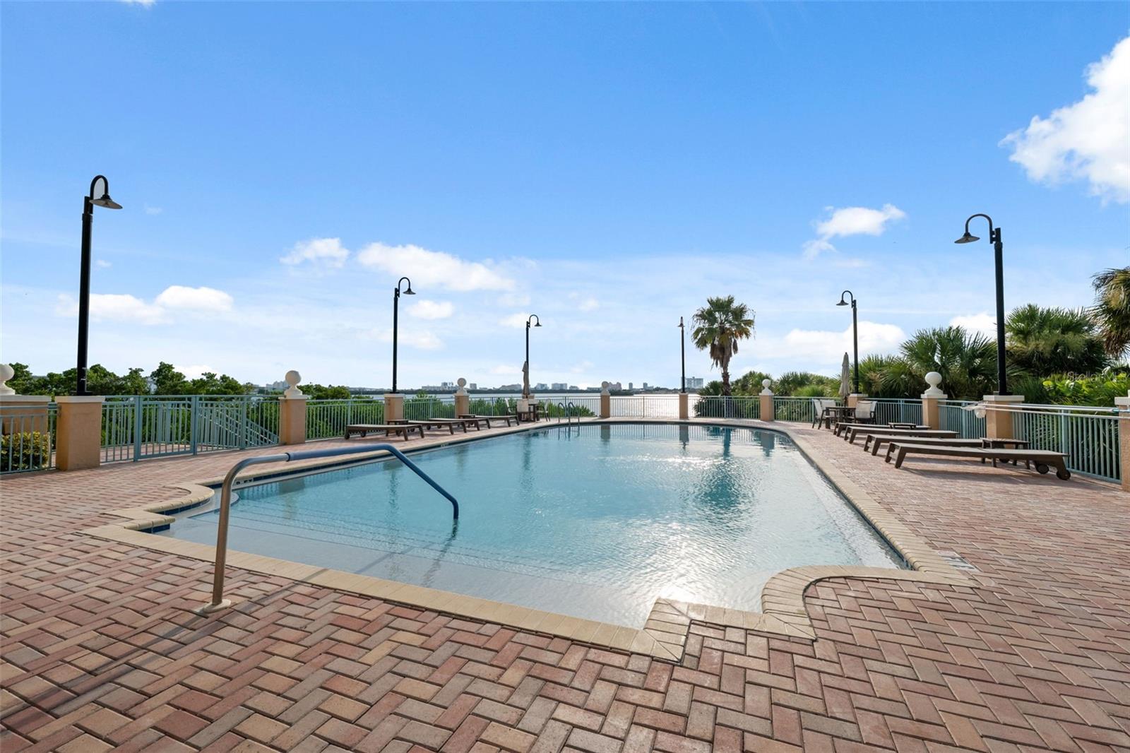 Image 66 of 82 For 700 Osceola Avenue 305