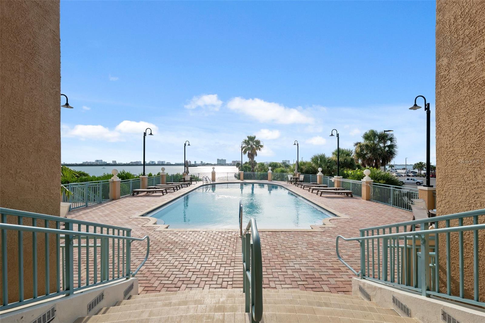 Image 68 of 82 For 700 Osceola Avenue 305