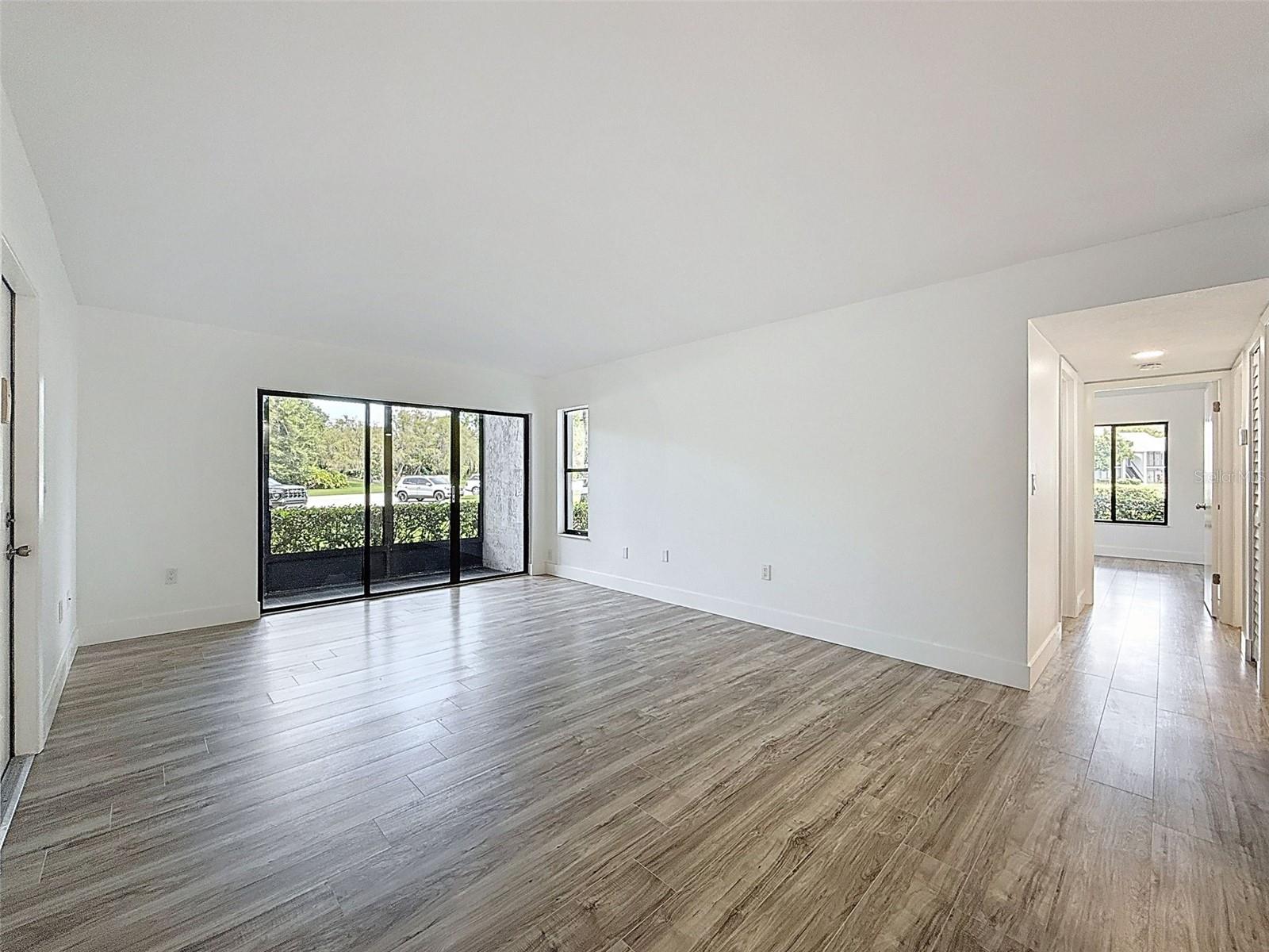 Image 10 of 27 For 1135 Pine Ridge Circle W A1
