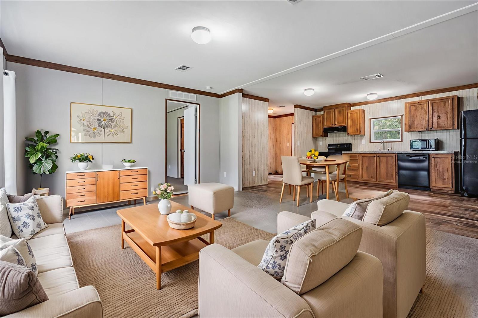 Image 4 of 32 For 34930 Emily Drive