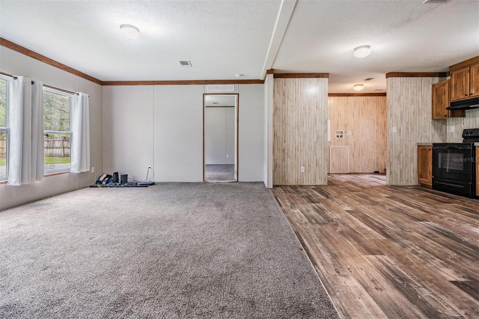 Image 5 of 32 For 34930 Emily Drive