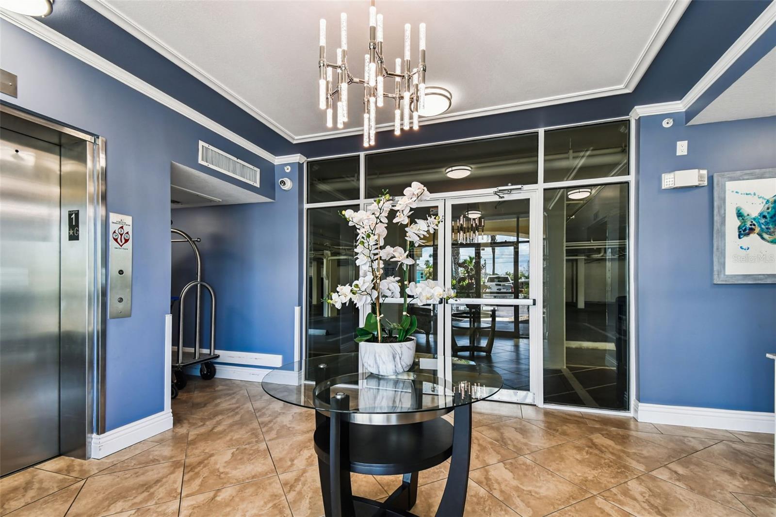 Image 15 of 74 For 16750 Gulf Boulevard 414