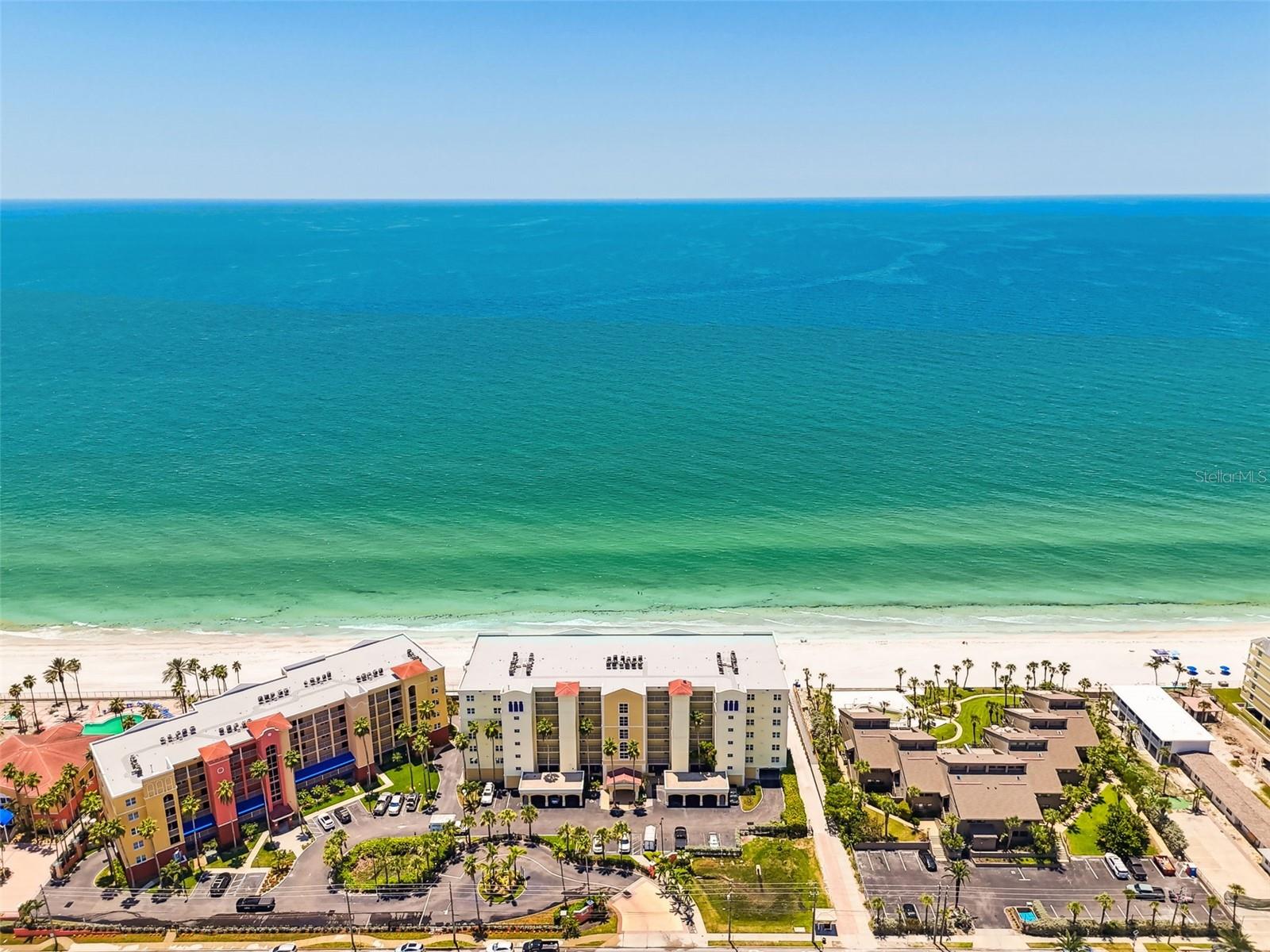 Image 3 of 74 For 16750 Gulf Boulevard 414